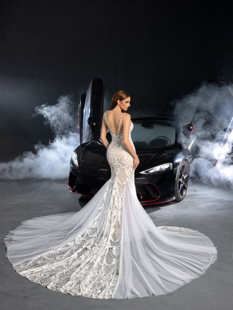 Gorgeous Backless Mermaid Hem Contrast Mesh Lace Wedding Dress, White / L