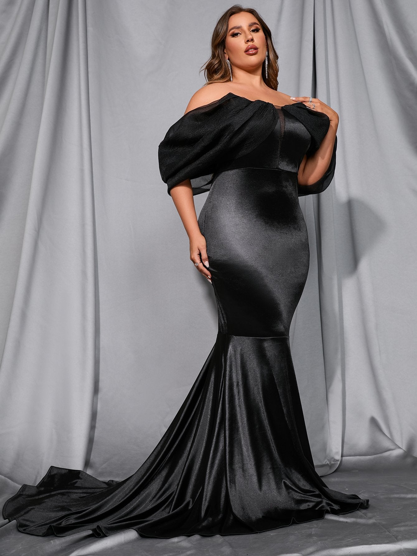 Plus Size Off Shoulder Trimmed With Organza Trumpet Mermaid Dresses