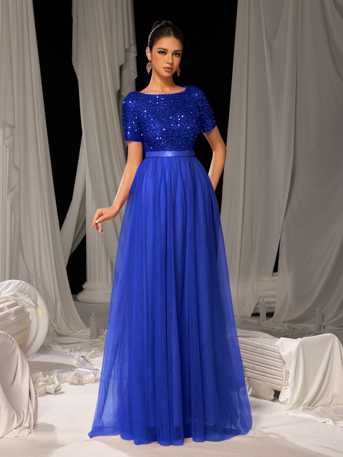 Elegant Tulle Party Dress with Sequin Top & Tulle Skirt – Luxury Evening Wear for Weddings, Formal Dinners & Red Carpet Events