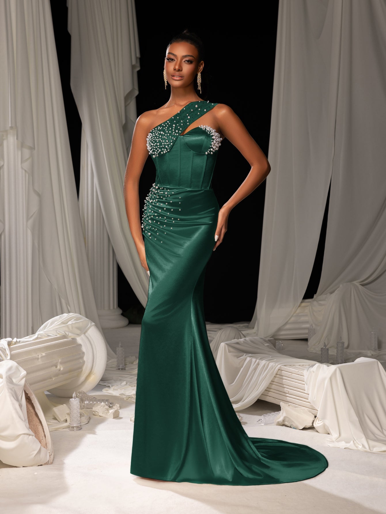 Elegant One Shoulder Mermaid Hem Satin Evening Dress with Pearl Accents