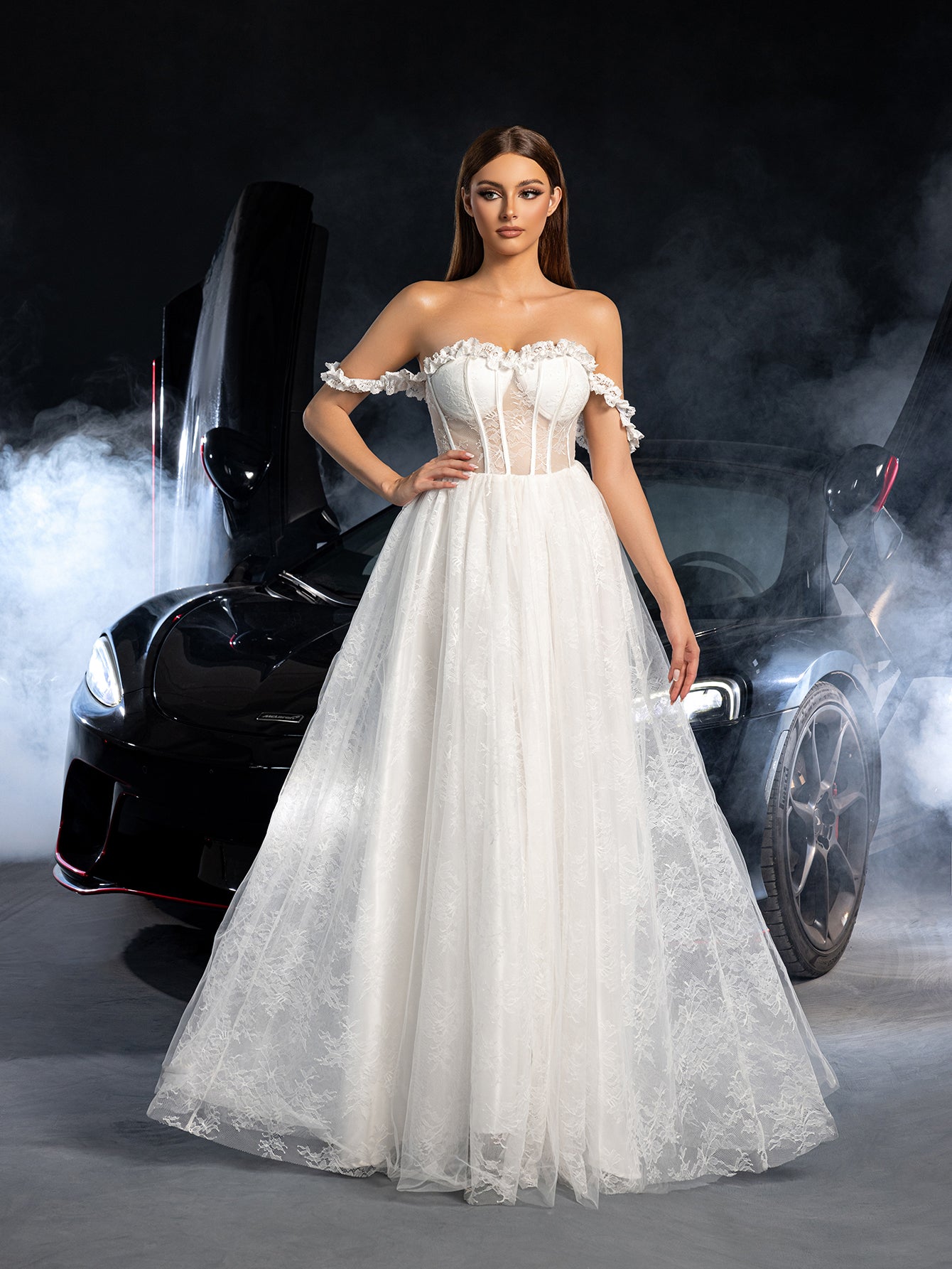 Elegant Off Shoulder Lace Bodice Contrast Tulle Hem Wedding  Dress