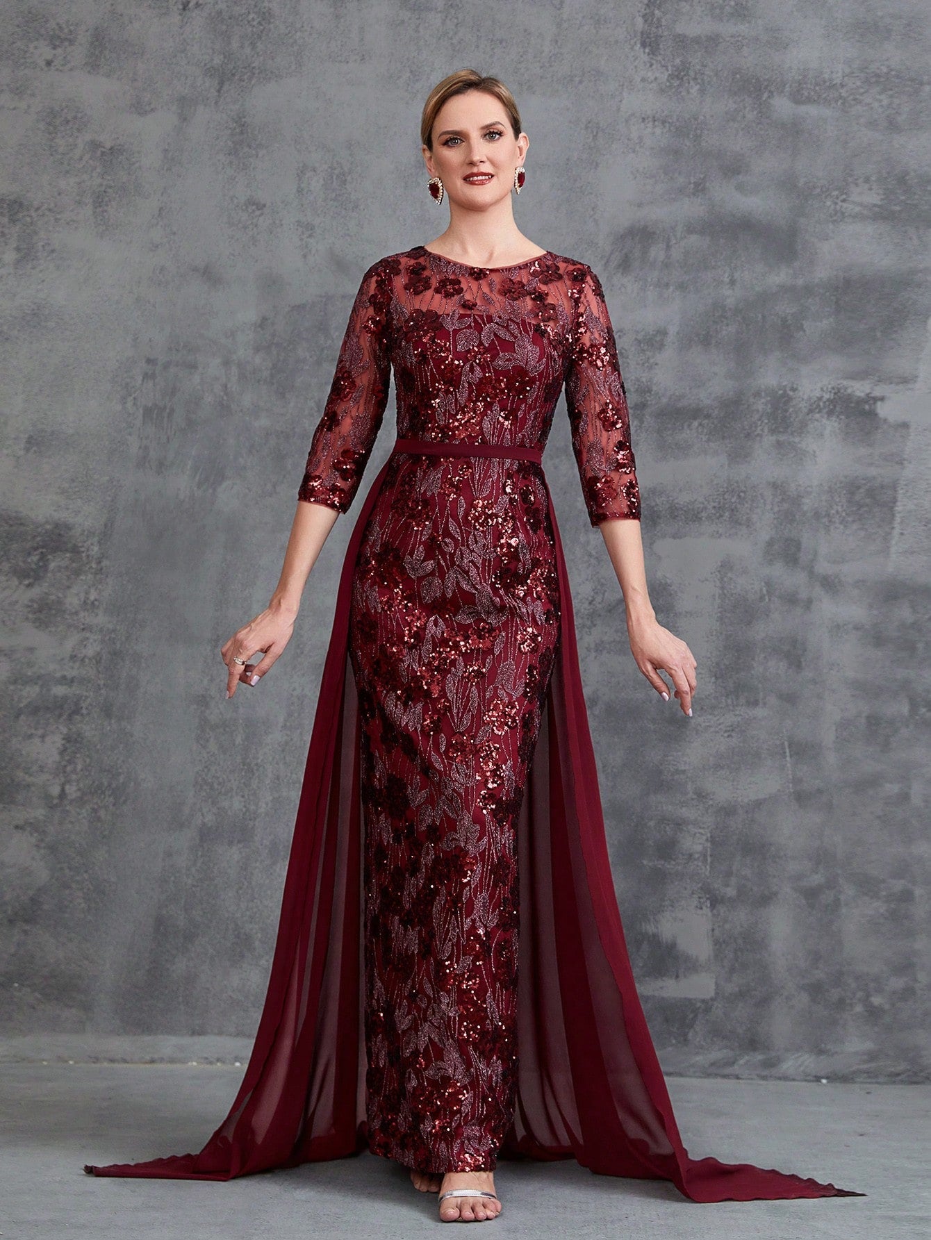 Womens' Luxurious Evening Gown with Embroidered Sequin Detailing & Chiffon Skirt – Sculpted Bodice & Sheer Train for Formal Galas