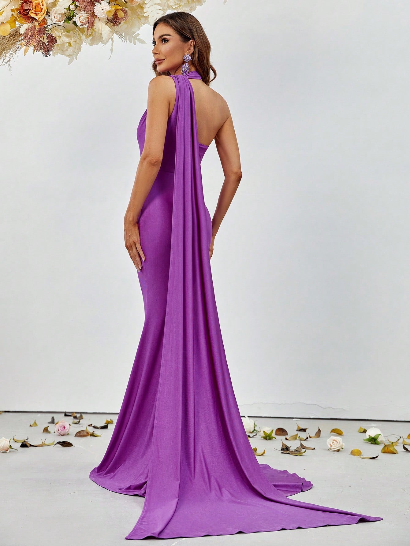 Elegant One Shoulder Ruched Draped Side Mermaid Dress