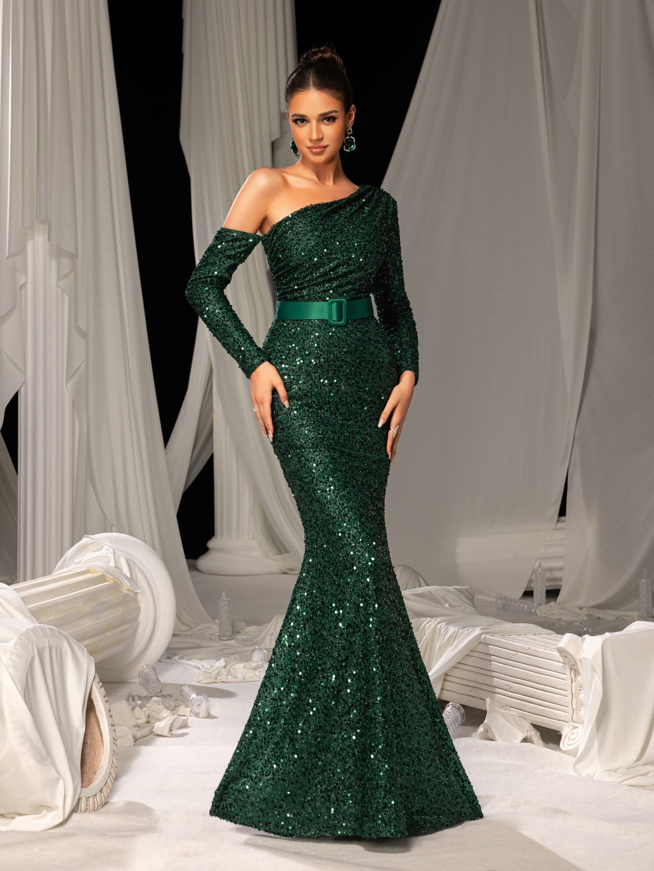 Elegant Glittering Sequin Evening Gown with Asymmetrical Sleeves On Dark Green / M Elegant Glittering Sequin Evening Gown with Asymmetrical Sleeves On Dark Green / M