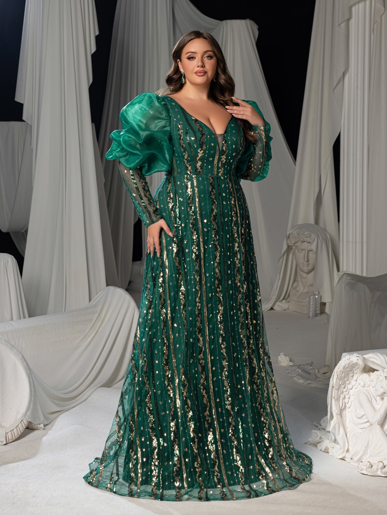 Plus Luxury Plunging Neck Backless Gigot Sleeves Maxi Prom Dress