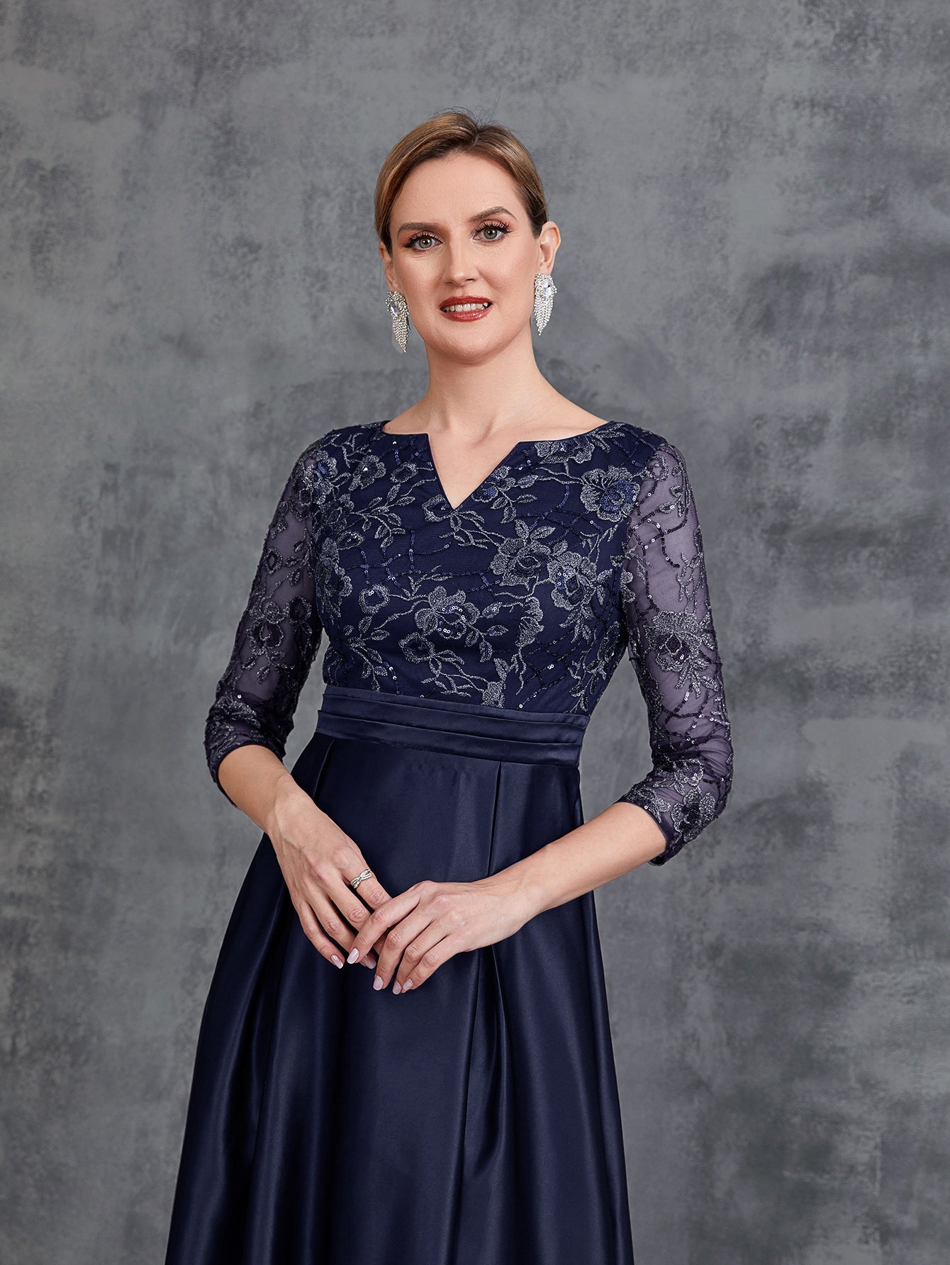 Womens' Glamorous Evening Gown: Allover Sequin-Embroidered Bodice & Satin A-Line Skirt – Elegant Formal Dress for Black-Tie Events