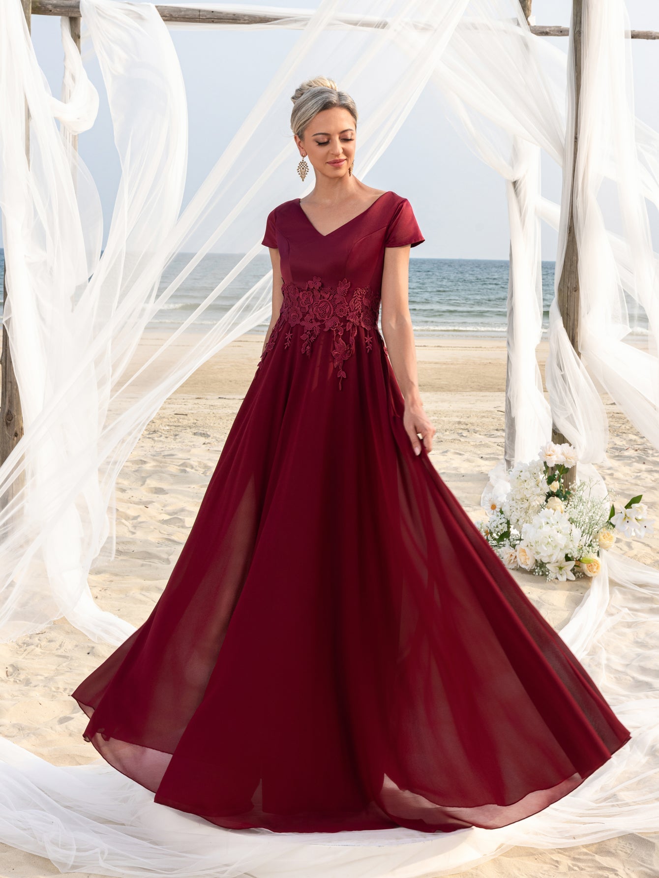 Womens' Elegant Chiffon Evening Gown with V-Neck & Short Sleeves – Intricate Lace Floral Appliqués on Bodice, Floor-Length Flowing Skirt for Outdoor Ceremonies, Formal Garden Parties & Upscale Evening Events