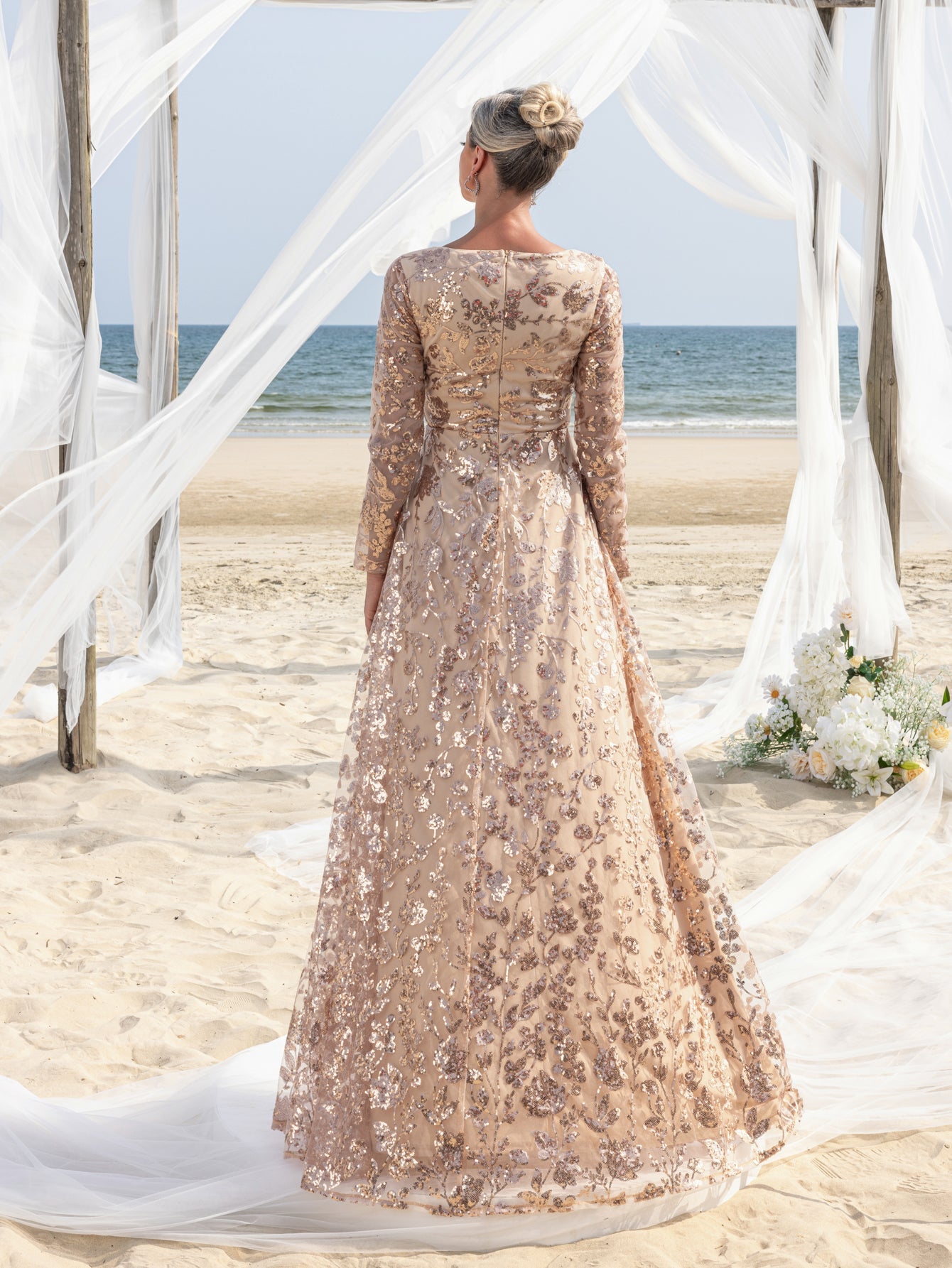 Womens' Elegant V-Neck Evening Gown with Delicate Lace & Silver Embroidery – Long Flowing Skirt for Seaside Weddings & Romantic Beach Events