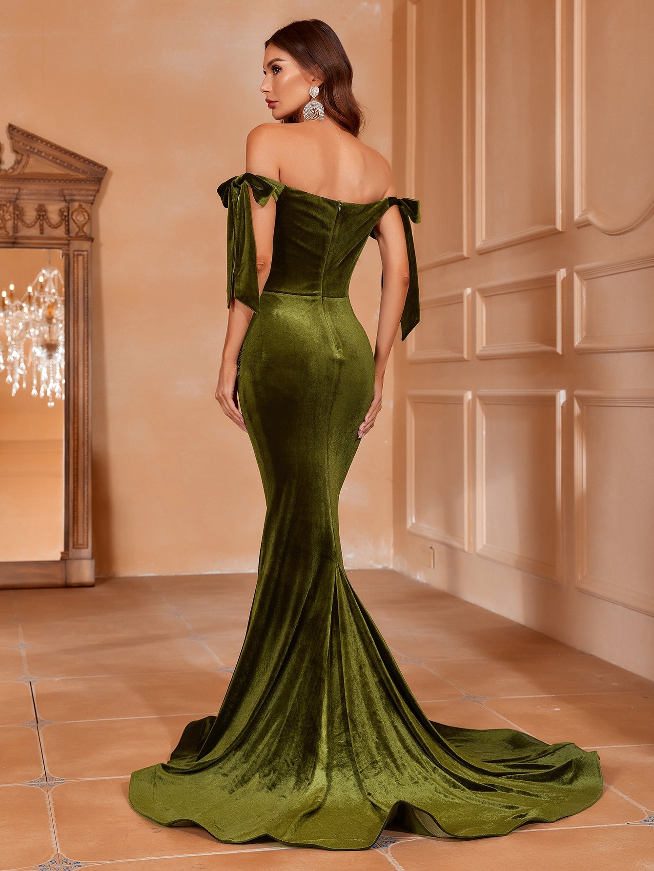 off shoulder red carpet dress strapless open back dress Angelina Jolie Black Off-shoulder Red Carpet Celebrity Gown Evening Dr