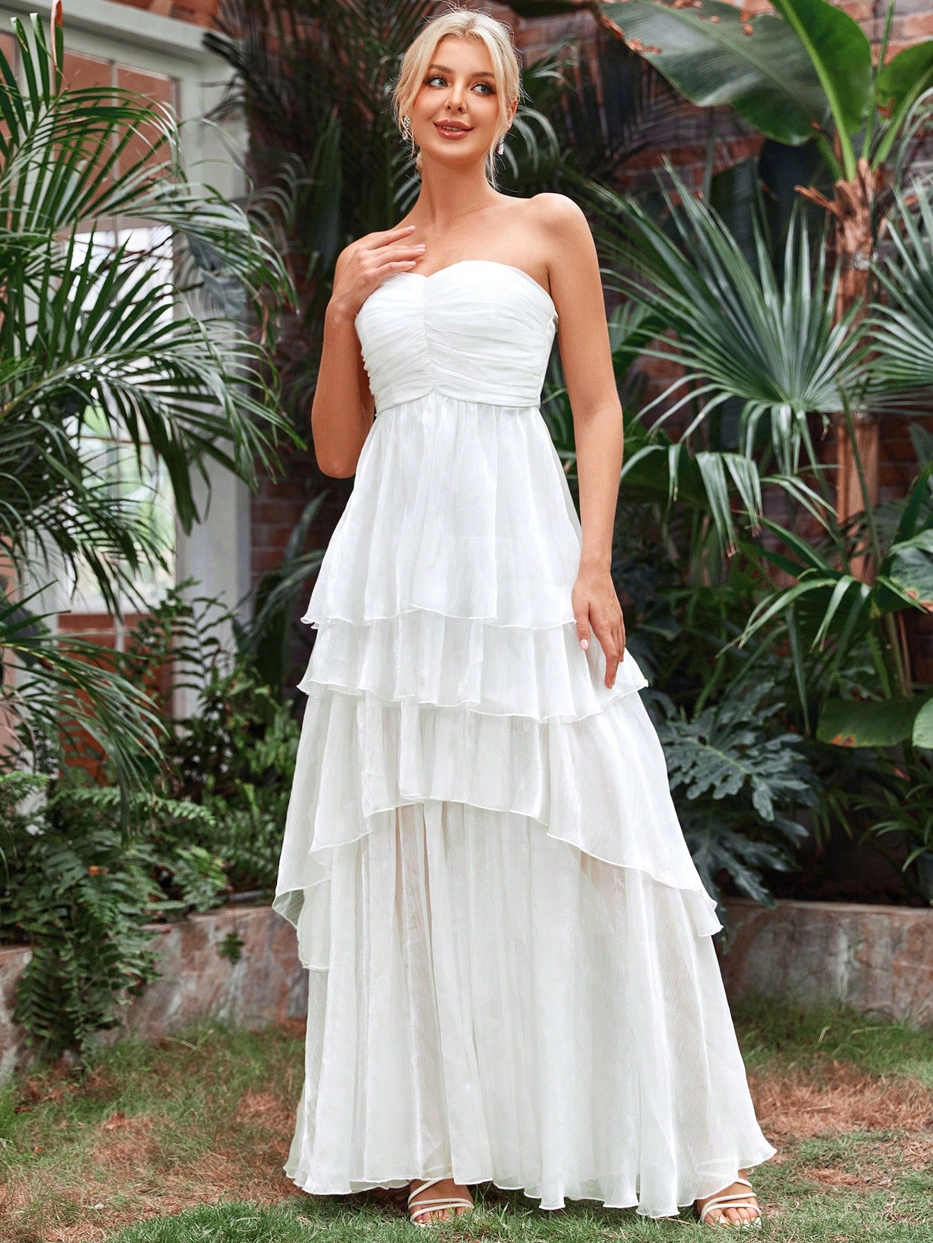tube chiffon dress Simple Tube Top Off-Shoulder Sleeveless Pleated Floor-Length Chiffon A-Line Prom Dress Champagne / US10