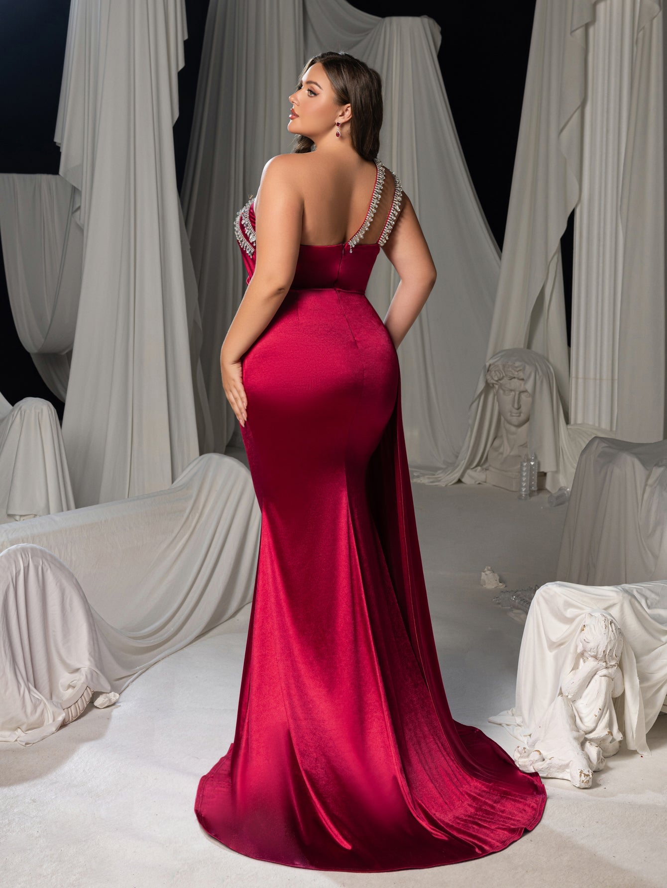 Plus Size Satin One-Shoulder Mermaid Evening Gown with High Slit & Rhinestone Chain