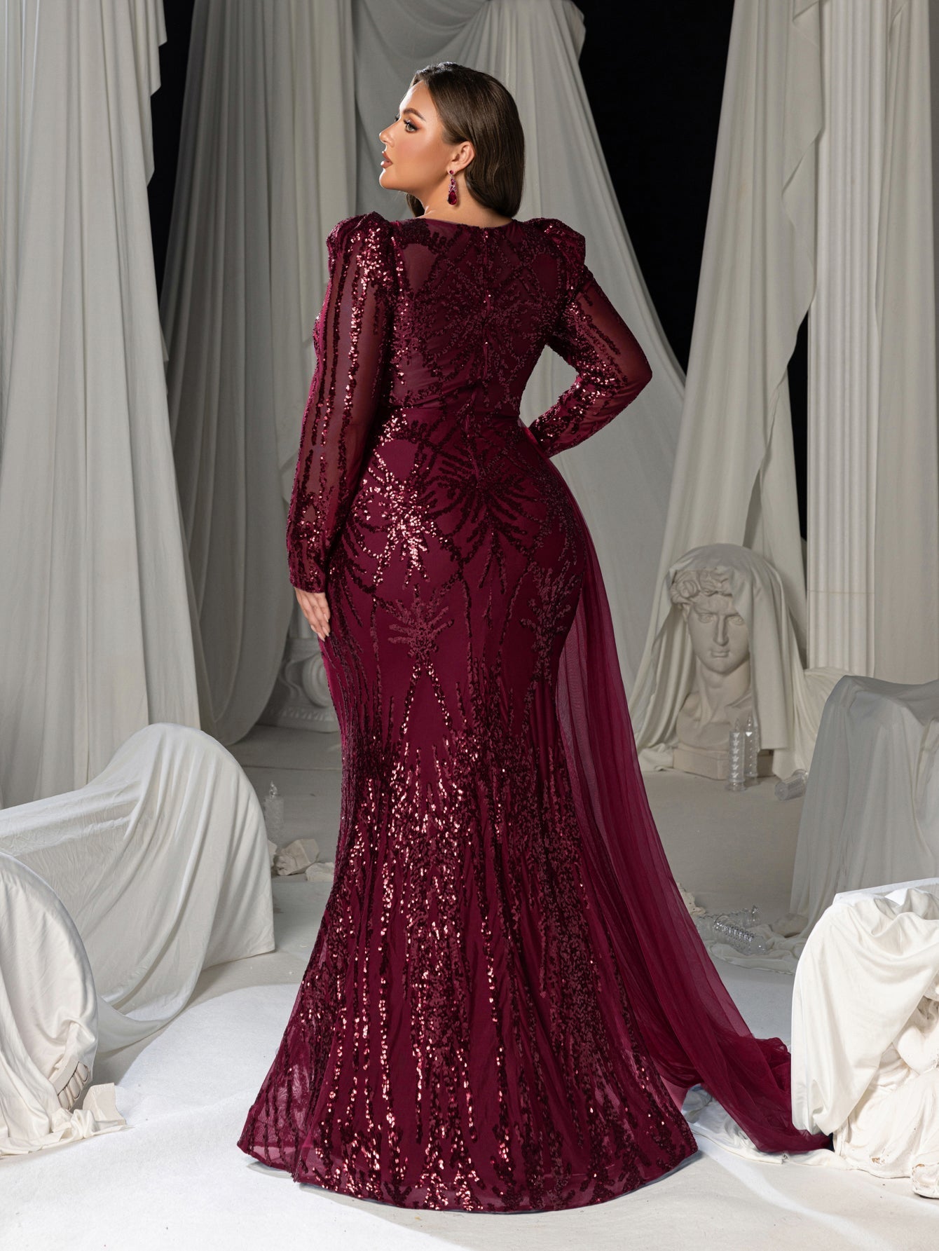 Gorgeous Graphic Sequin Sheer Overlay Mermaid Hem Evening Dress