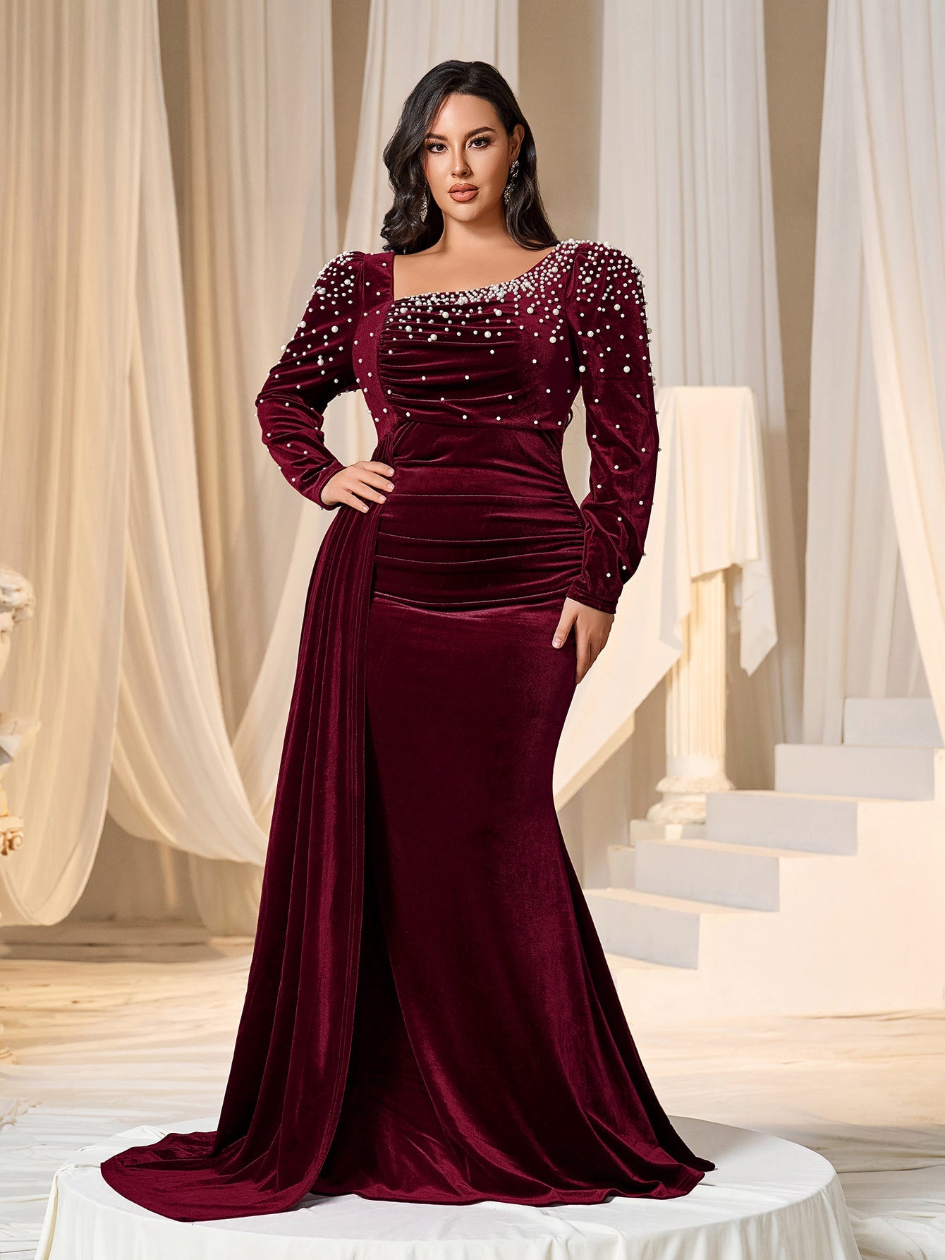 Plus Elegant Pearl Embellished Diagonal Neck Mermaid Hem Velvet Evening Dress