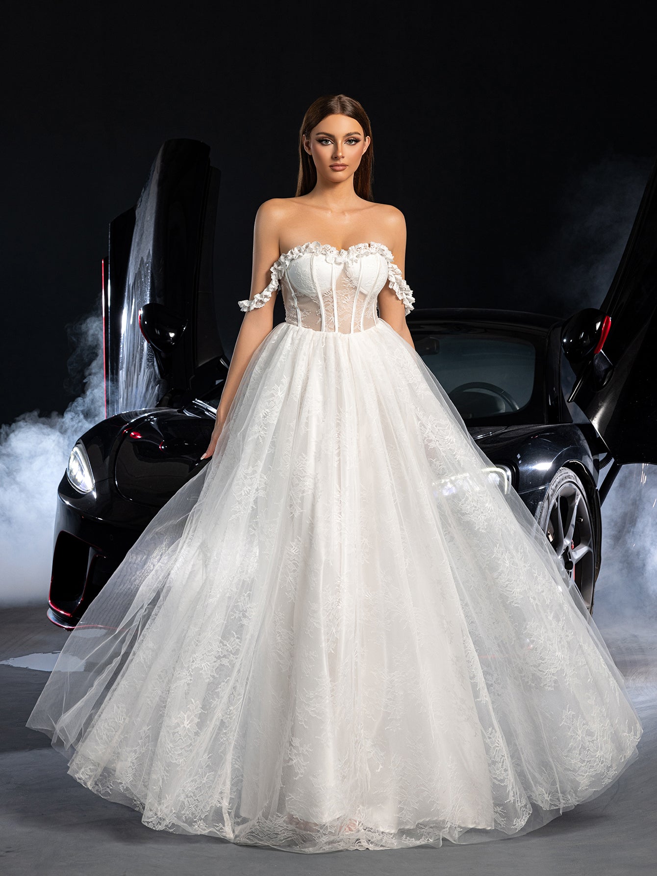 Elegant Off Shoulder Lace Bodice Contrast Tulle Hem Wedding  Dress