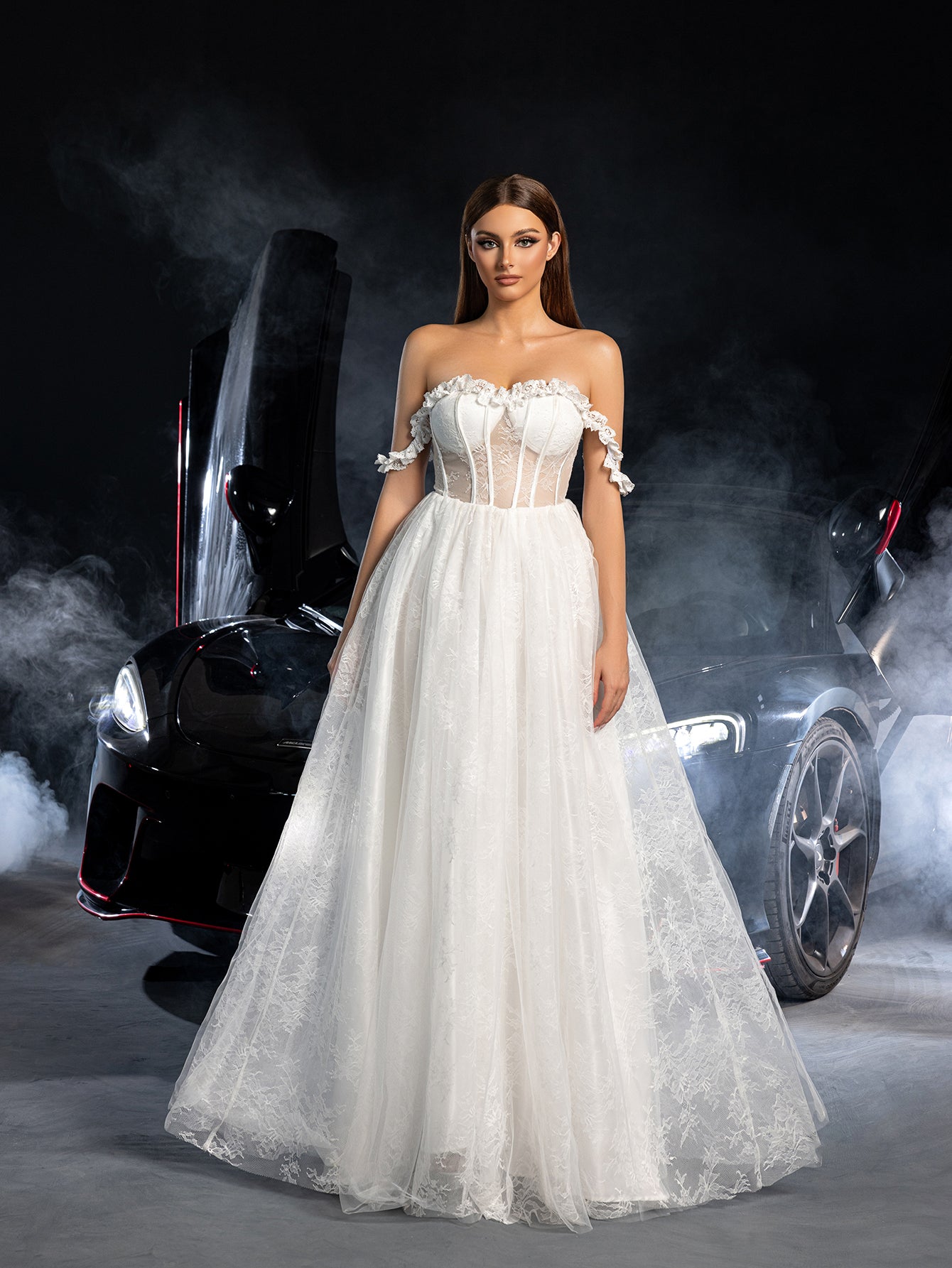 Elegant Off Shoulder Lace Bodice Contrast Tulle Hem Wedding  Dress