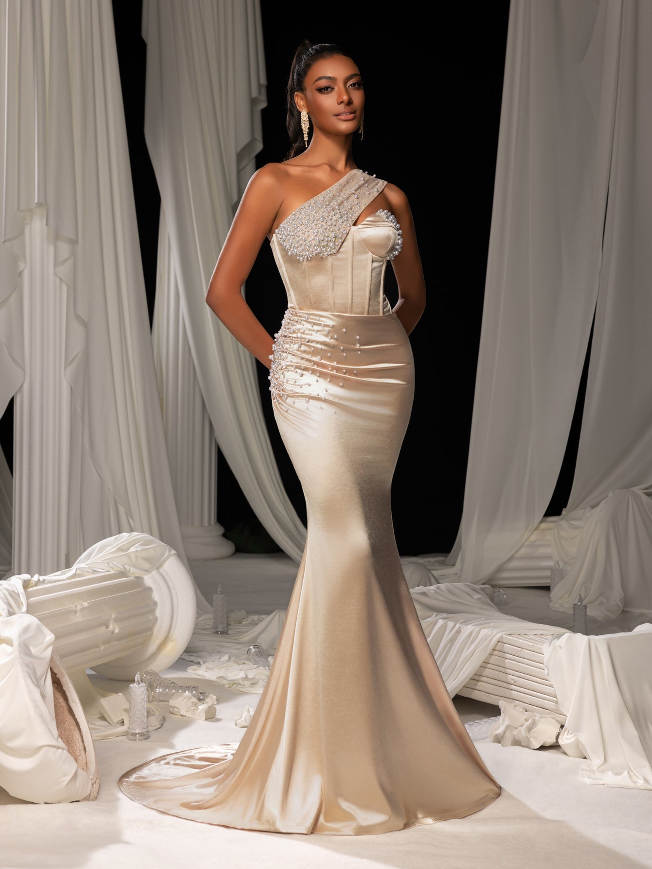 Elegant One Shoulder Mermaid Hem Satin Evening Dress with Pearl Accents