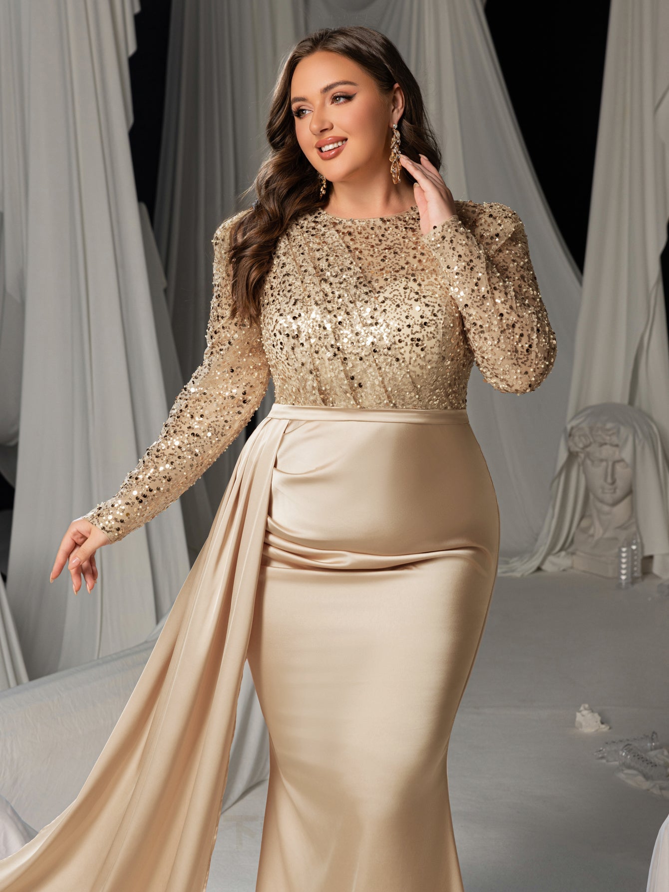 Plus Round Neck Long Sleeves Formal Evening Dress with Sequin Bodice and Satin Mermaid Skirt