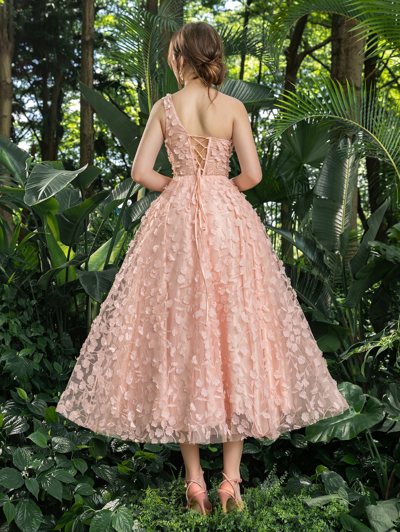 Elegant Floral Applique Midi Gown with Voluminous Skirt Spring/Summ Dark Green / XS Elegant Floral Applique Midi Gown with Voluminous Skirt Spring/Summ Dark Green / XS