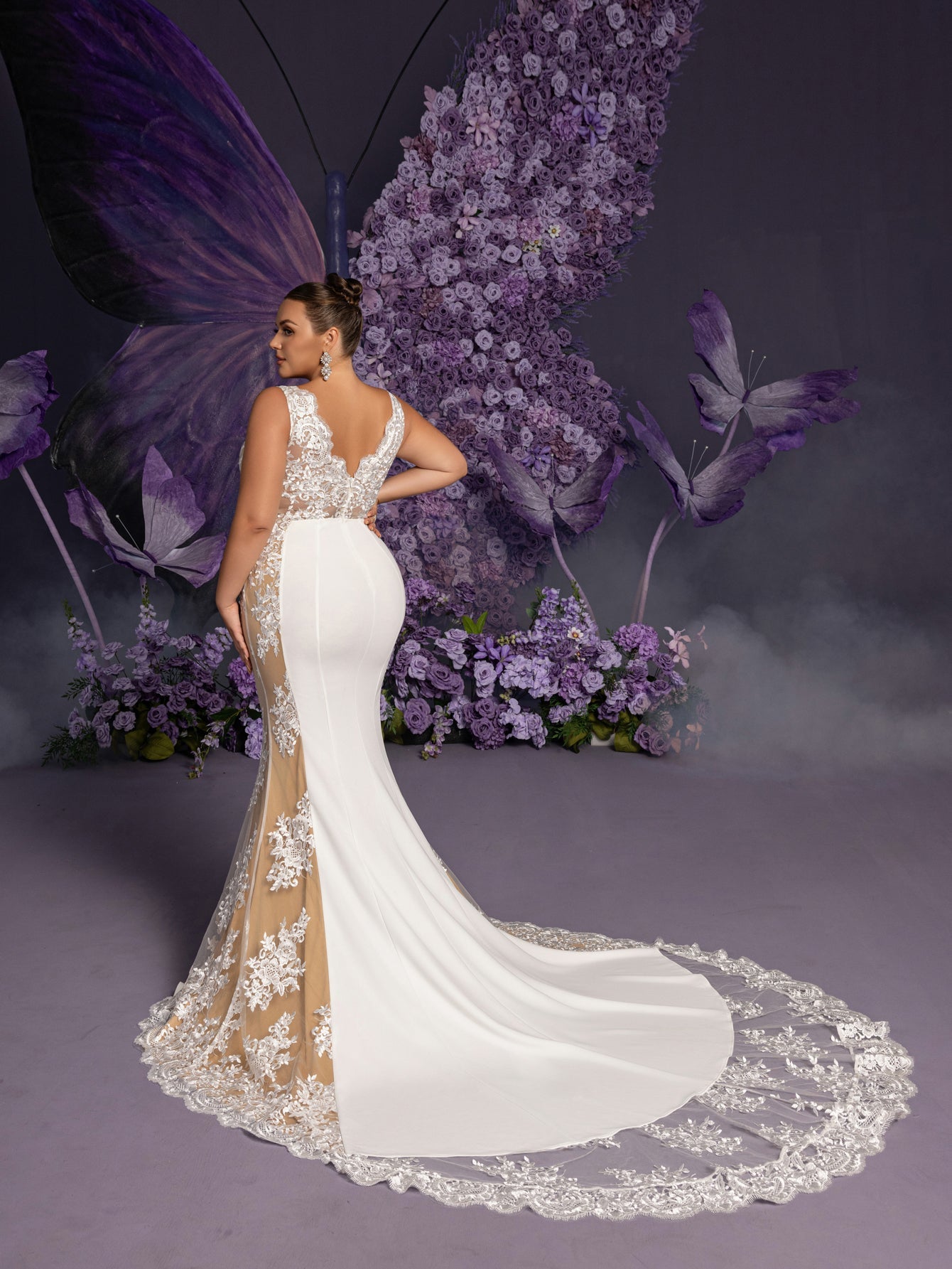 Plus Elegant Backless Contrast Lace Mermaid Hem Maxi Wedding Dress White / 5XL Plus Elegant Backless Contrast Lace Mermaid Hem Maxi Wedding Dress White / 5XL