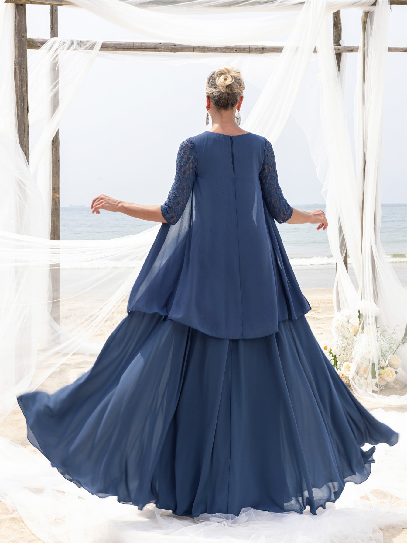 Womens' Lace & Chiffon Mother-of-the-Bride Dress: Flowing Beach Wedding Gown with Mid-Sleeve Detailing & Dramatic Skirt