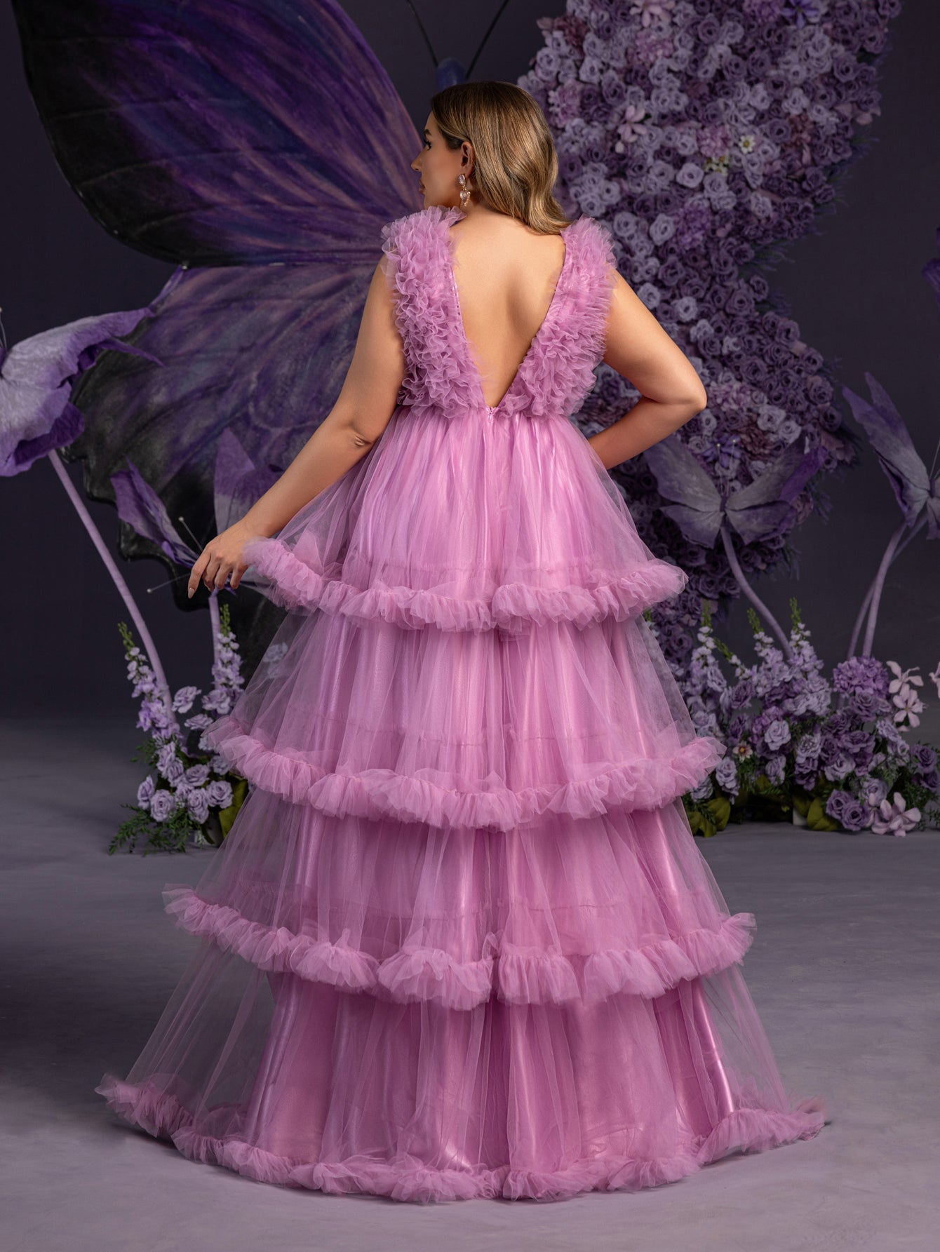 Plus Maternity  V Neck Sleeveless Ruffle Trim Layered Hem Photography Dress