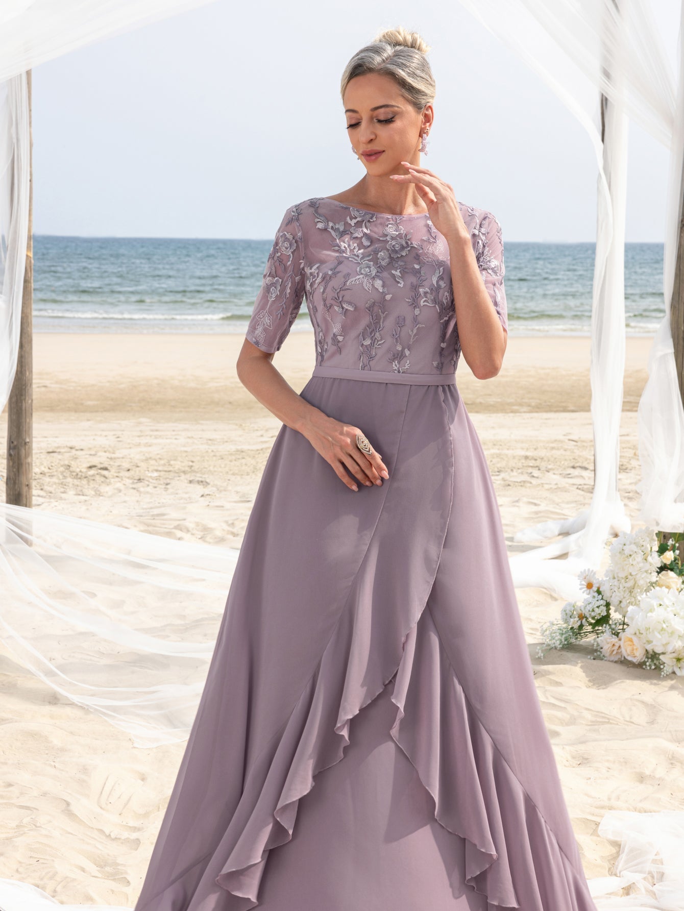 Womens' Chiffon Floor-Length Evening Gown with Short Sleeves & Floral Lace – Elegant Mother of the Bride Dress with Layered Ruffle for Coastal Events, Evening Banquets & Family Gatherings