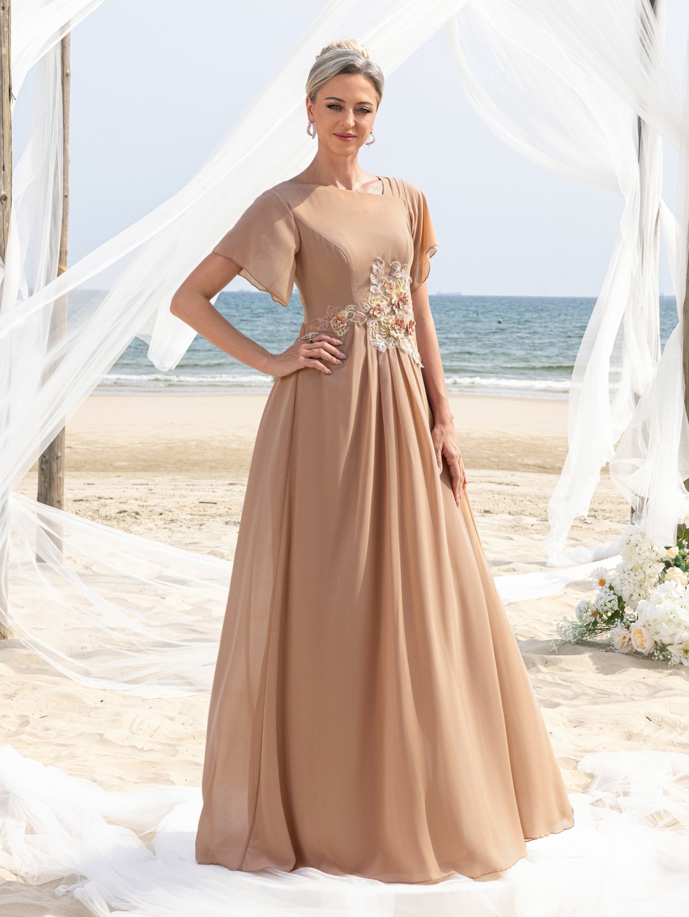 Womens' Chiffon Evening Gown with Floral Appliqué Detailing – Elegant Boat Neck & Cinched Waist Formal Dress for Mothers of the Bride