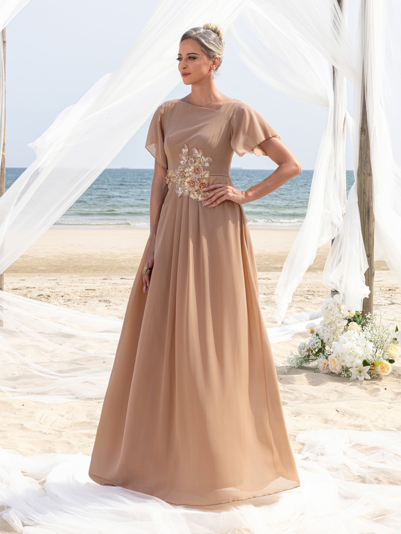 Womens' Chiffon Evening Gown with Floral Appliqué Detailing – Elegant Boat Neck & Cinched Waist Formal Dress for Mothers of the Bride