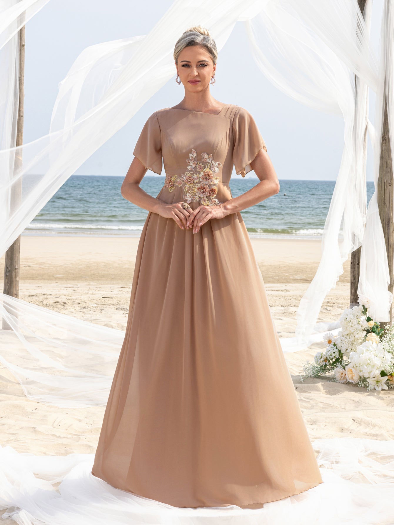 Womens' Chiffon Evening Gown with Floral Appliqué Detailing – Elegant Boat Neck & Cinched Waist Formal Dress for Mothers of the Bride