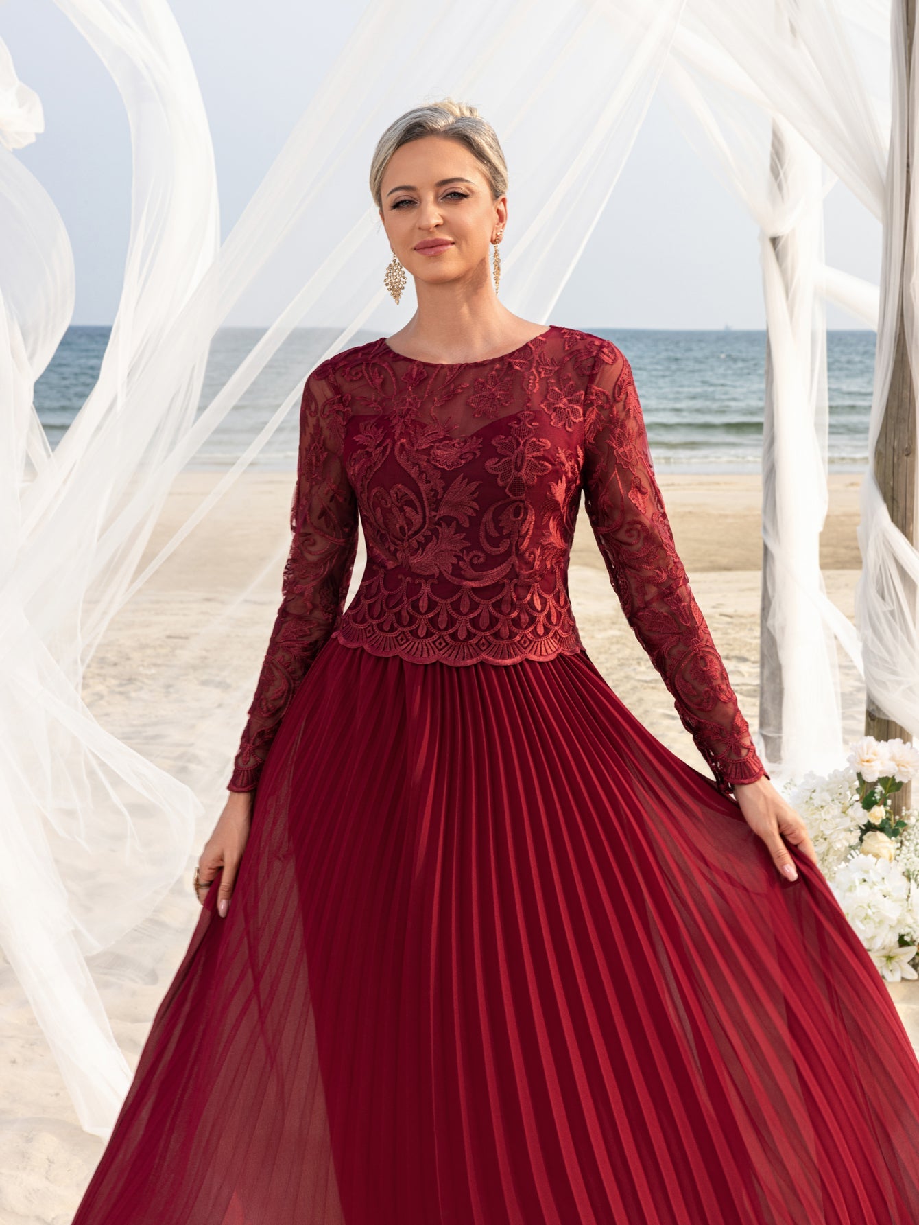 Womens' Elegant A-Line Formal Dress with Long-Sleeve Lace Bodice & Chiffon Pleated Skirt