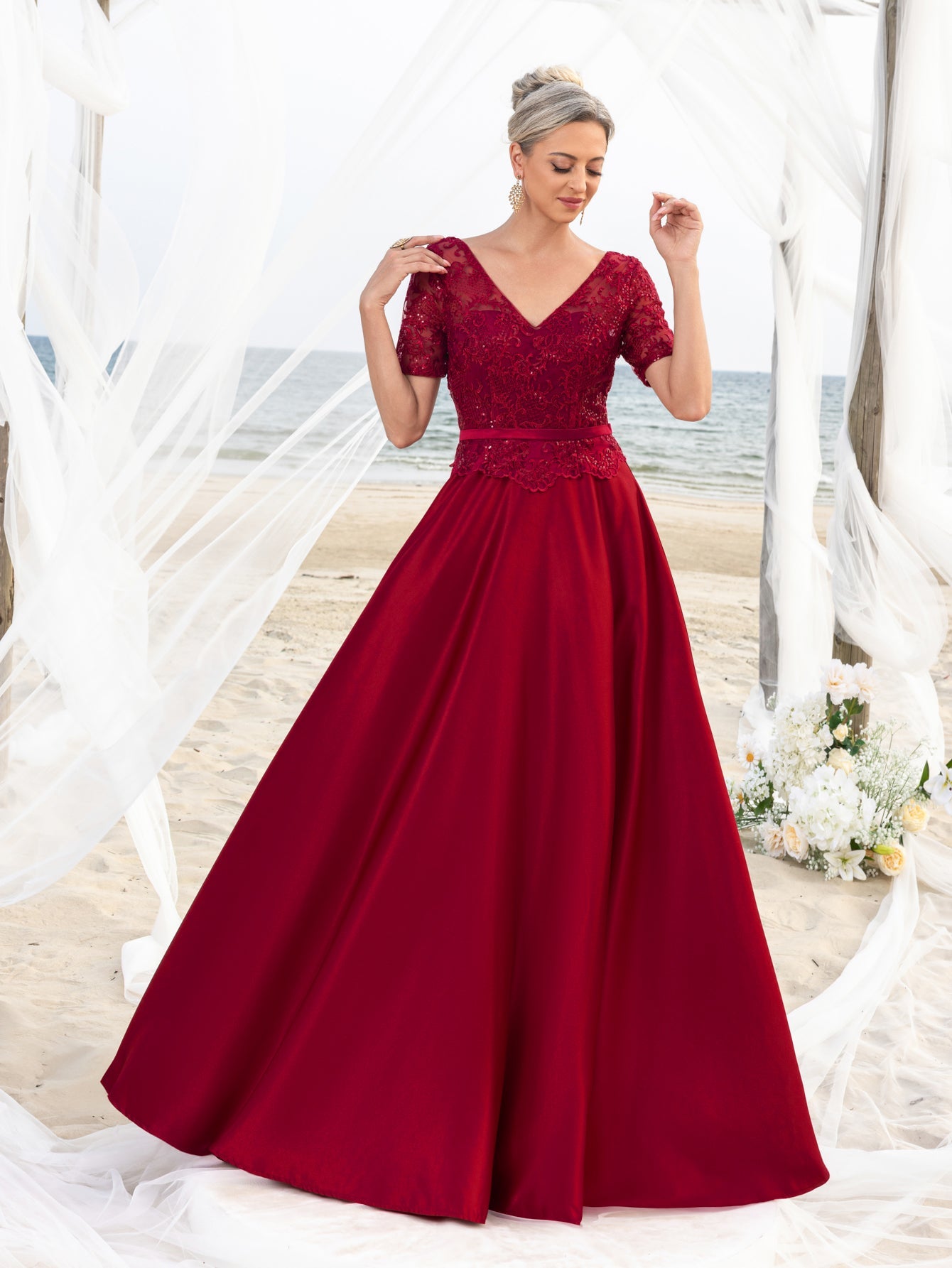 Womens' Lace & Satin A-Line Mother-of-the-Bride Gown with V-Neck Detail