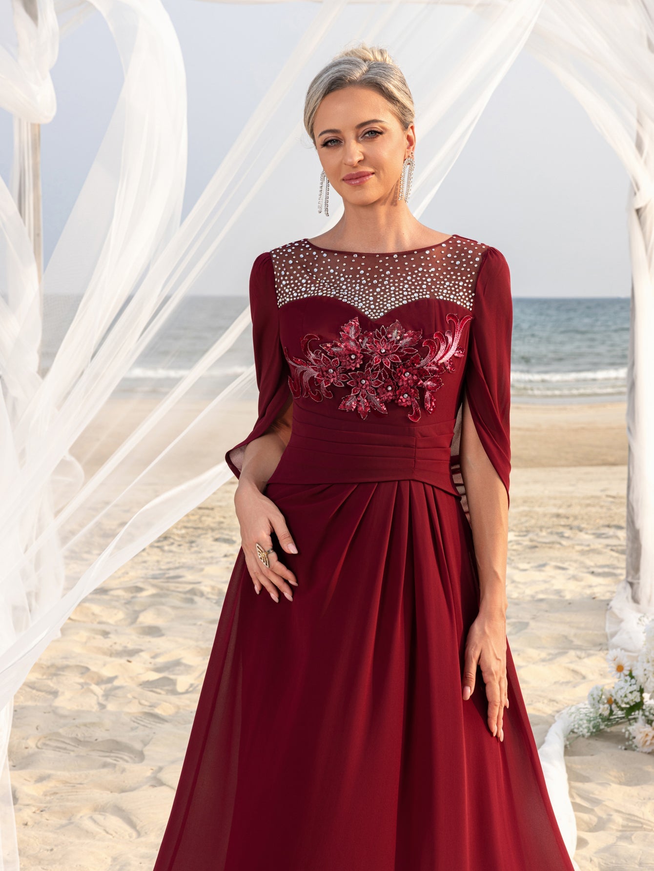 Womens' Elegant Mother of the Bride Gown with Rhinestone Neckline & Floral Appliqué – Floor-Length Chiffon Evening Dress for Formal Galas