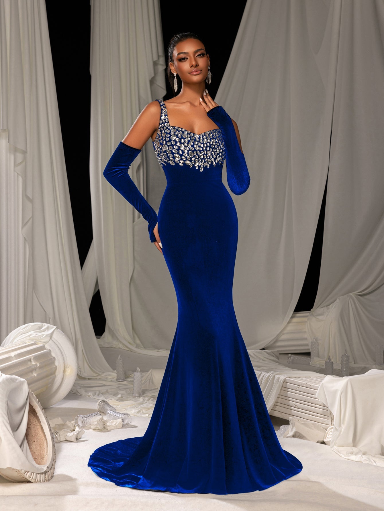 Vintage Velvet Mermaid Gown with Sweetheart Neckline, Sparkling Embellishments