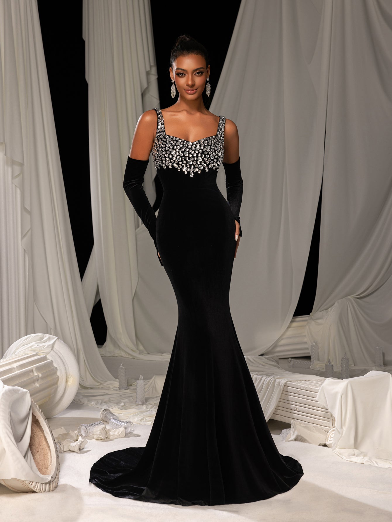 Vintage Velvet Mermaid Gown with Sweetheart Neckline, Sparkling Embellishments