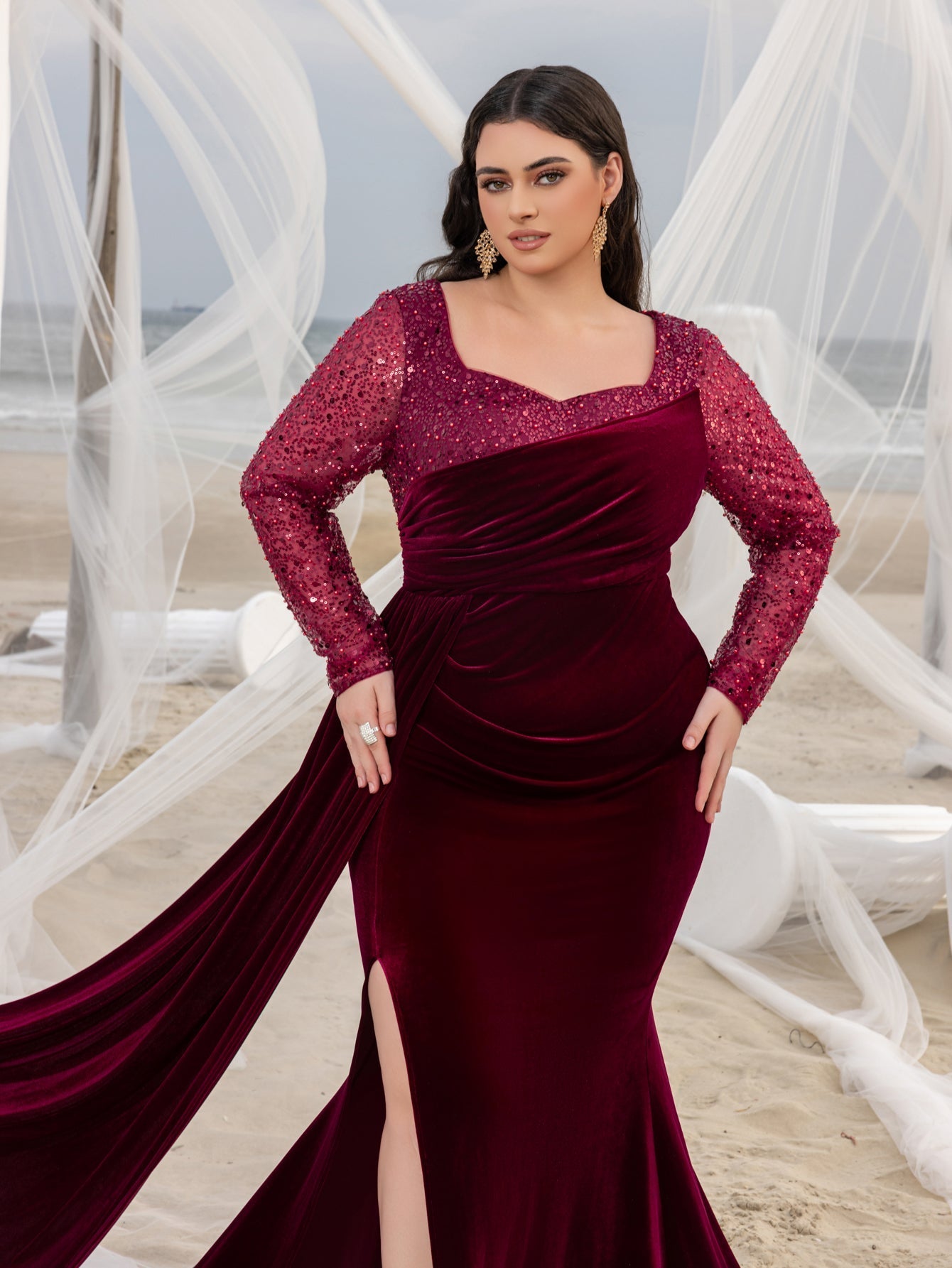 Plus Elegant Sweetheart Neck Contrast Sequin Mermaid Hem Velvet Evening Dress