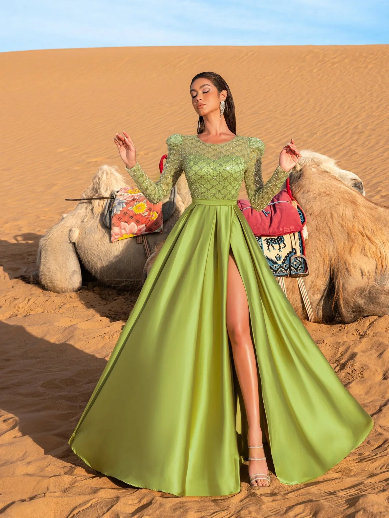 Luxury Gorgeous Round Neck Long Sleeves Beaded Sequin Prom Dress Green / XL Luxury Gorgeous Round Neck Long Sleeves Beaded Sequin Prom Dress Green / XL