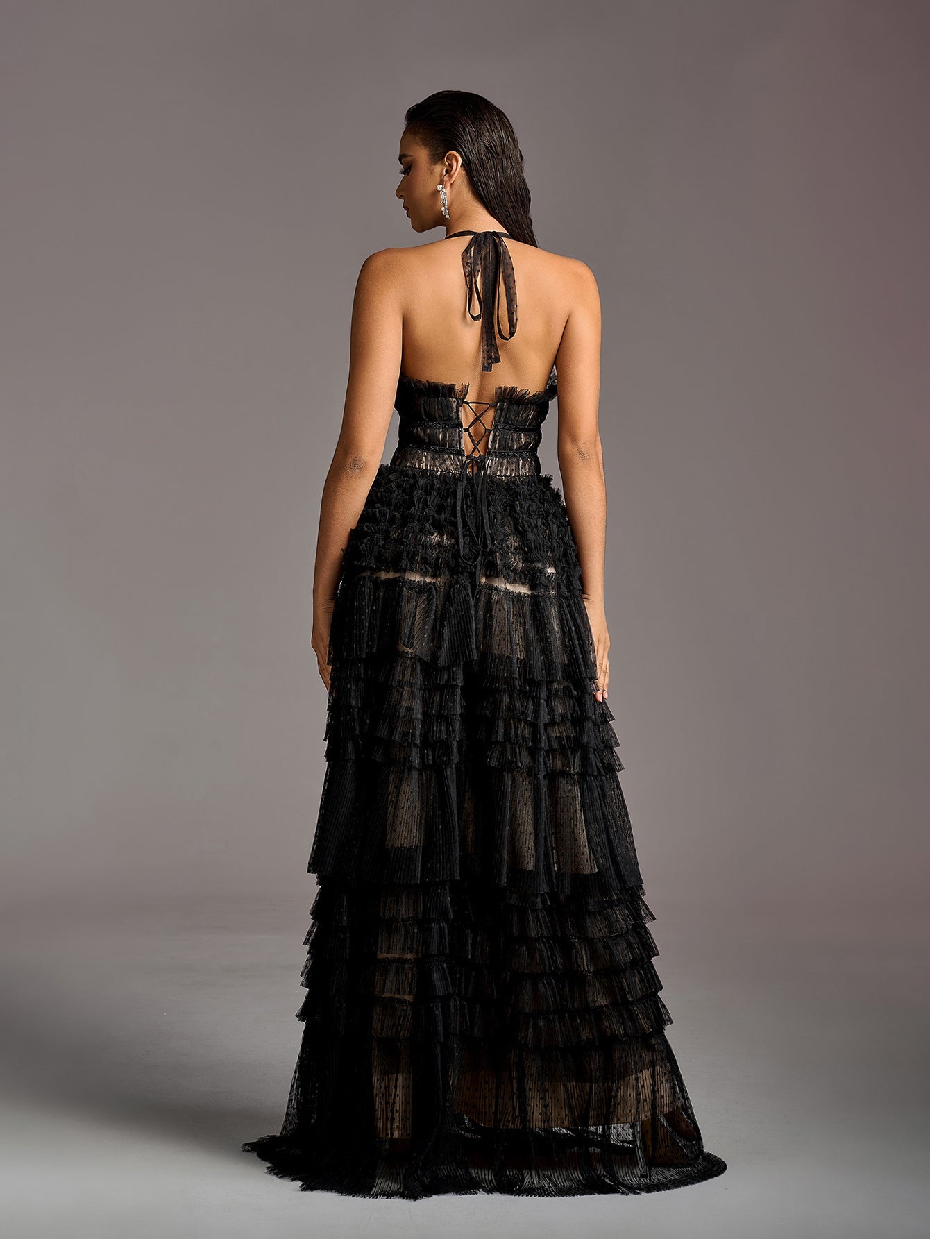 Gorgeous Halter Neck Lace-up Back Cascading Ruffle Hem Tulle Wedding Black / L Gorgeous Halter Neck Lace-up Back Cascading Ruffle Hem Tulle Wedding Black / L