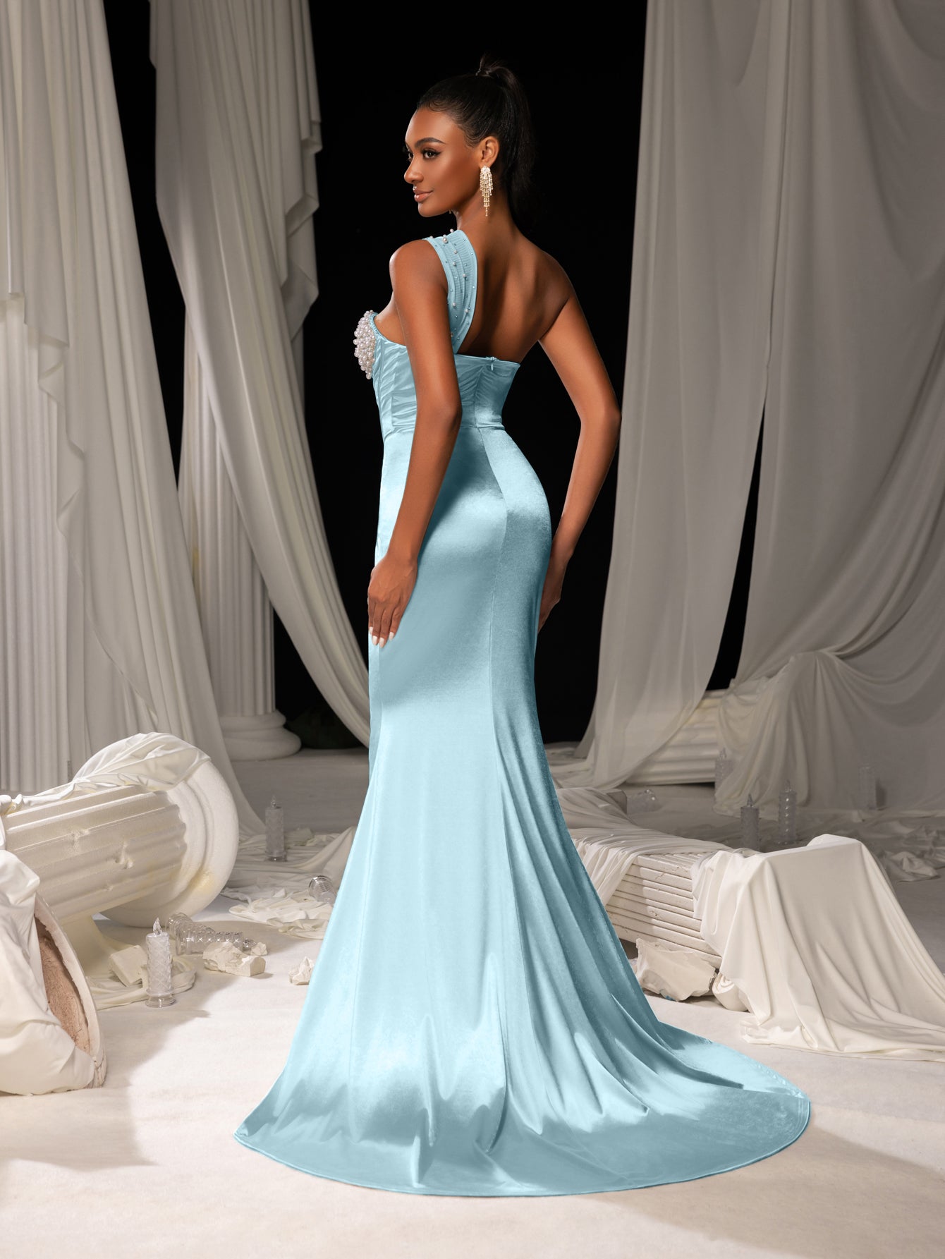 Elegant One Shoulder Mermaid Hem Satin Evening Dress with Pearl Accents