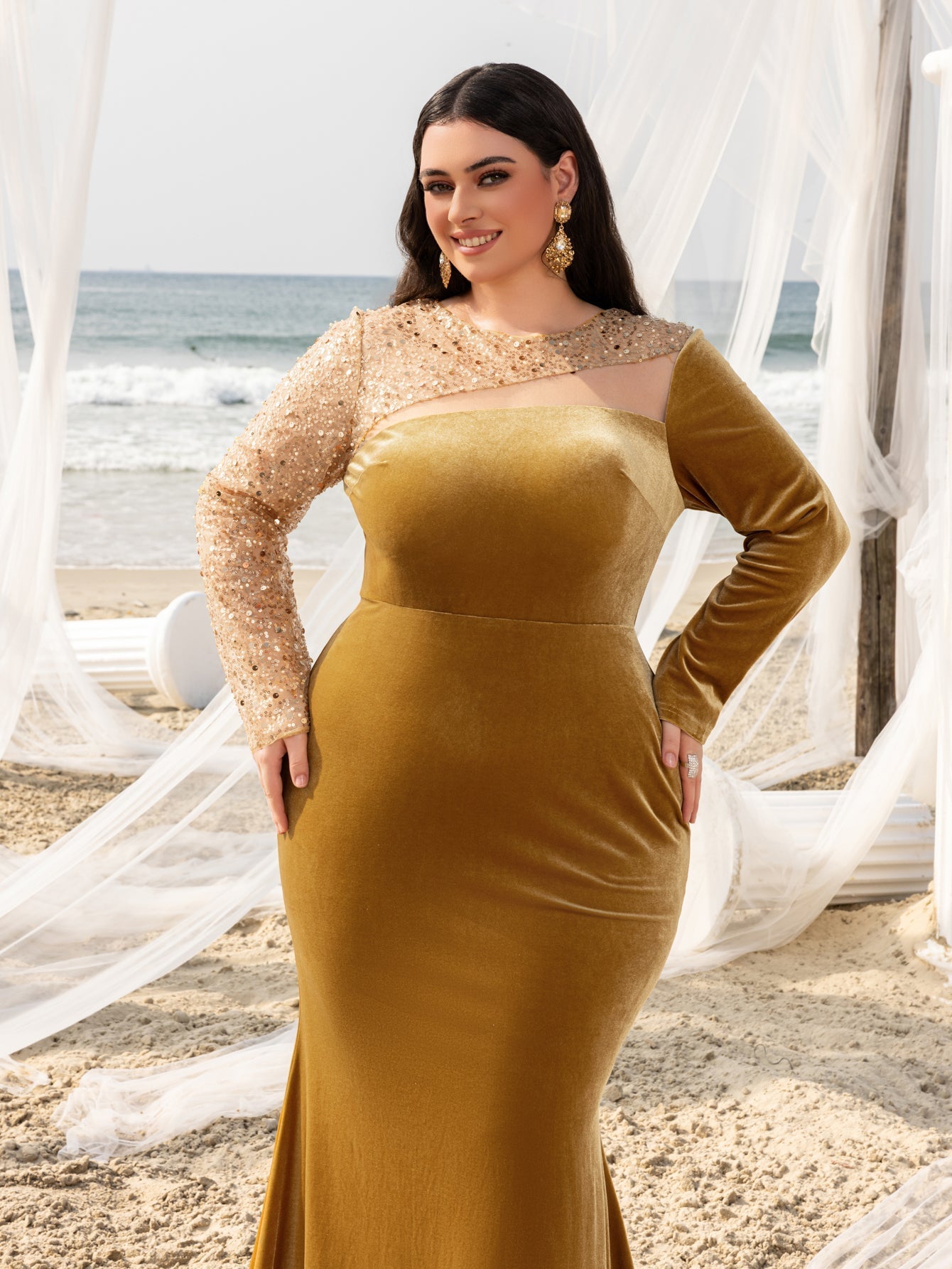 Plus Elegant Asymmetrical Neck Contrast Sequin Mermaid Hem Velvet Evening Dress