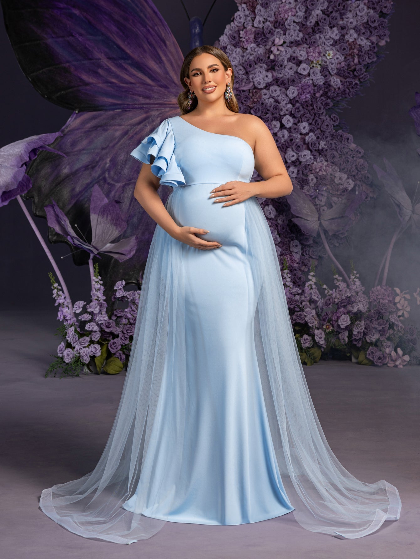 Plus Maternity  Evening Gown with Asymmetrical Ruffle Neckline & Tulle Train – Elegant Pregnancy Evening Dress for Photoshoots & Galas