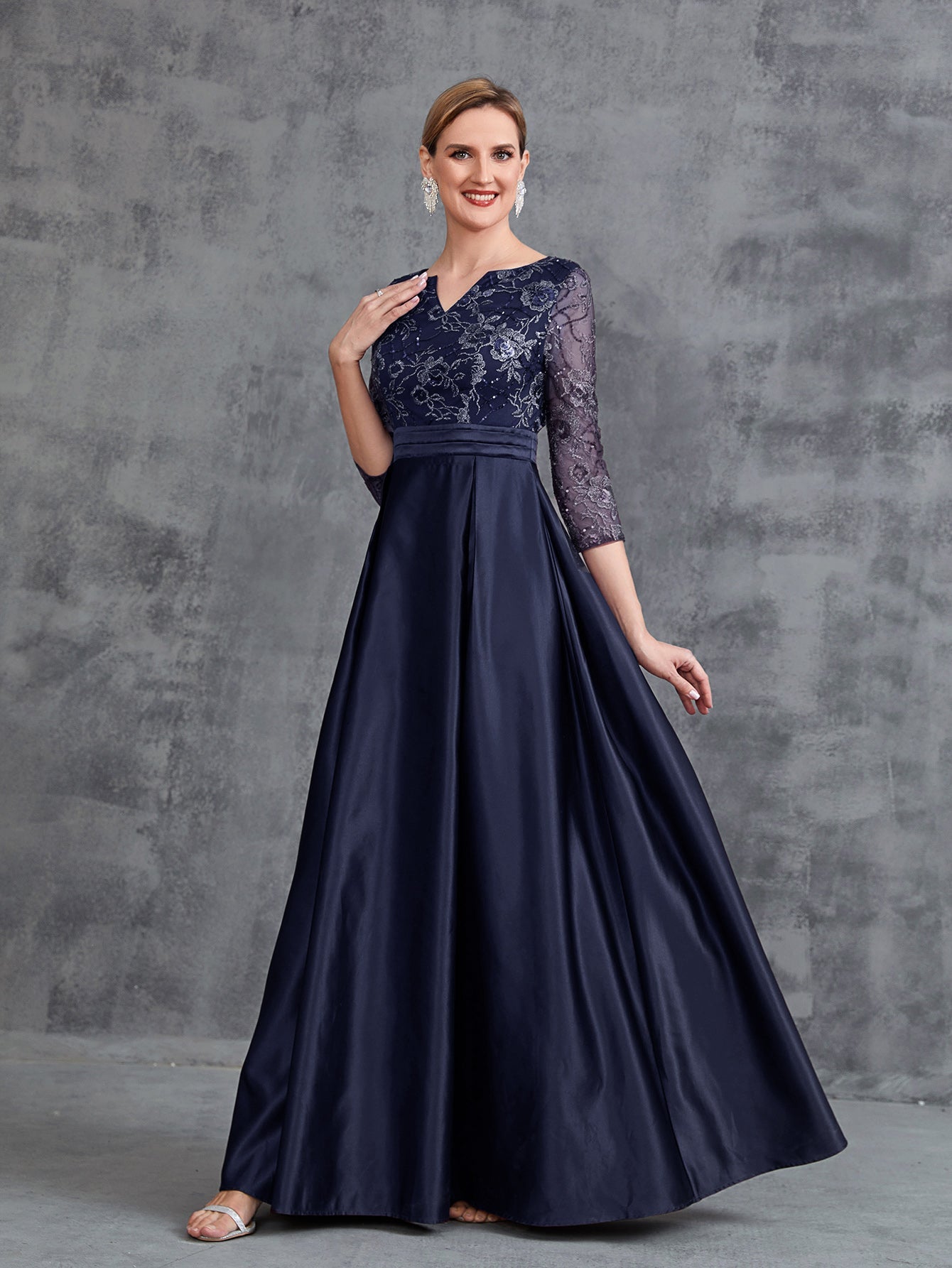 Womens' Glamorous Evening Gown: Allover Sequin-Embroidered Bodice & Satin A-Line Skirt – Elegant Formal Dress for Black-Tie Events