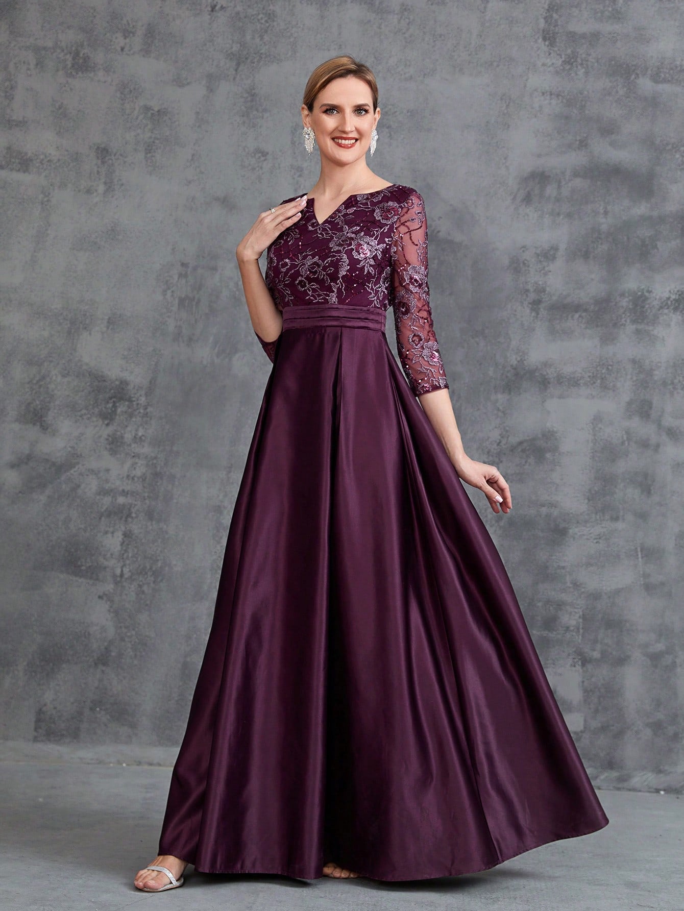 Womens' Glamorous Evening Gown: Allover Sequin-Embroidered Bodice & Satin A-Line Skirt – Elegant Formal Dress for Black-Tie Events