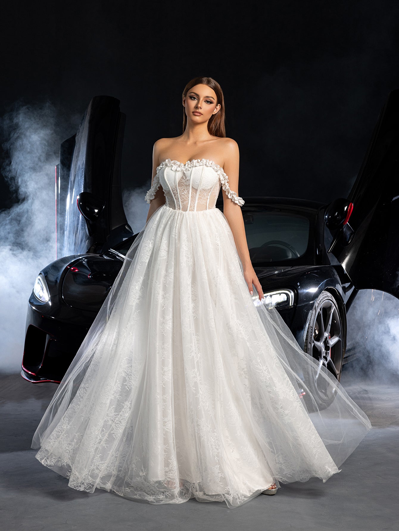 Elegant Off Shoulder Lace Bodice Contrast Tulle Hem Wedding  Dress
