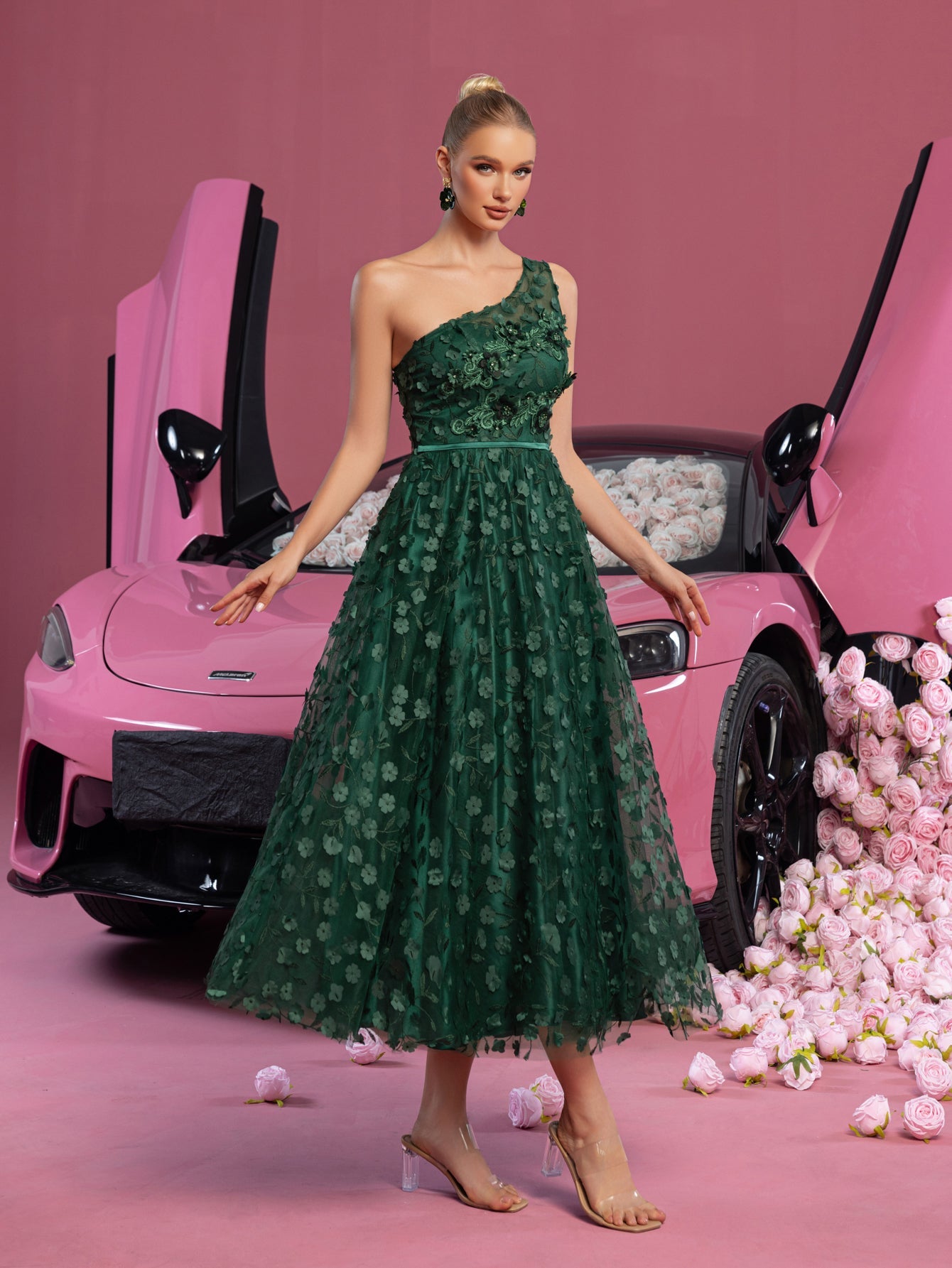 Midi Elegant Floral Applique Gown with Voluminous Skirt – Spring/Summer Party Dress for Garden Parties, Weddings & Outdoor Events