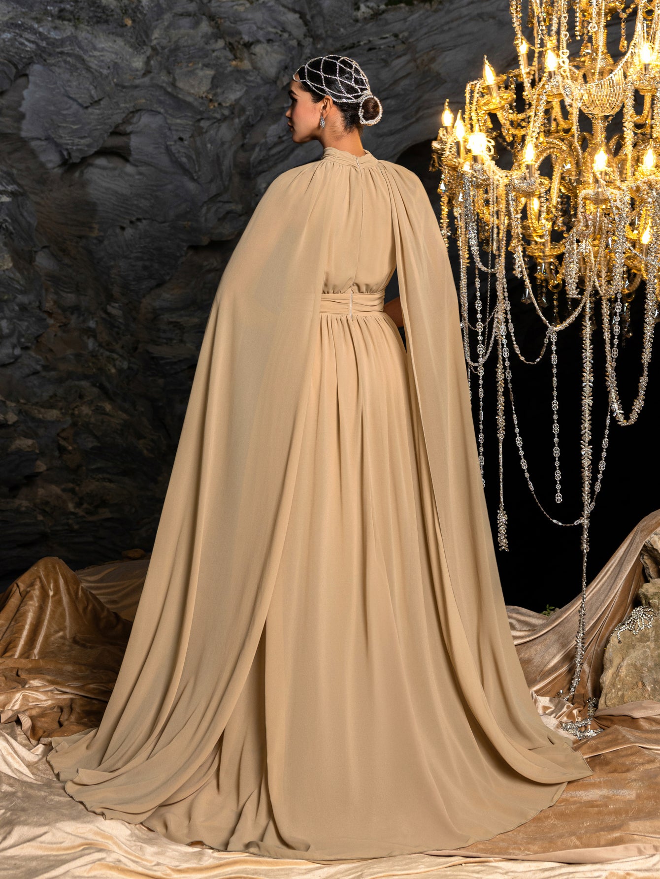 Elegant Mock Neck Cloak Sleeve Chiffon Formal Dress