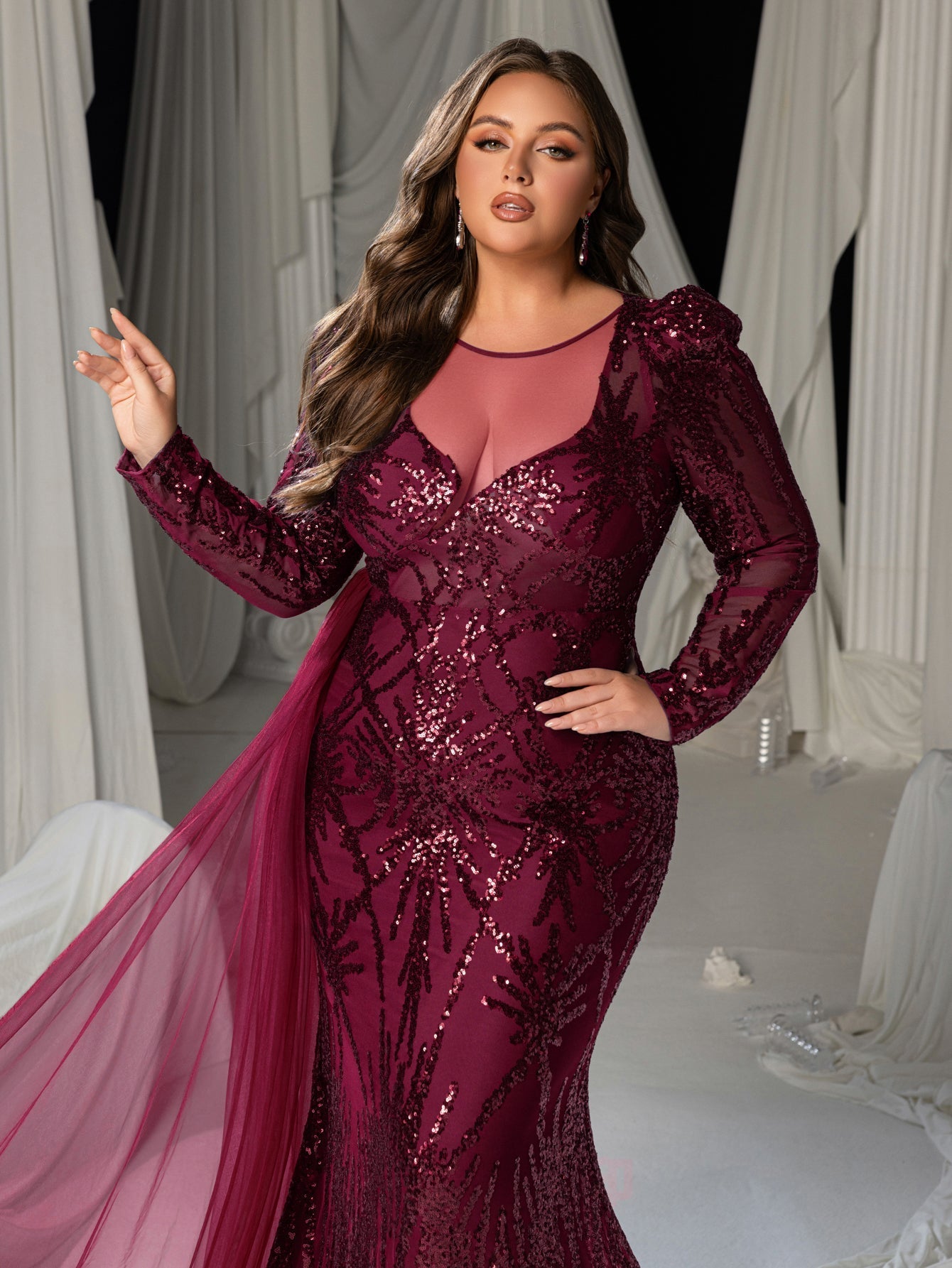 Gorgeous Graphic Sequin Sheer Overlay Mermaid Hem Evening Dress