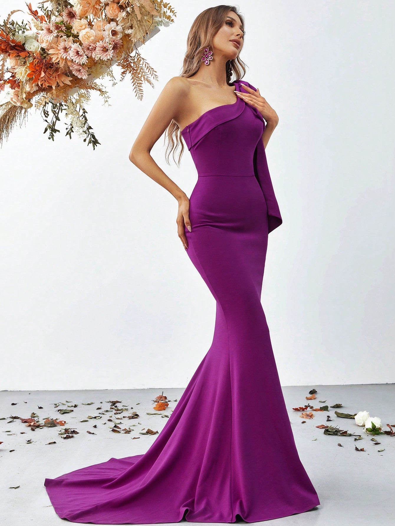 Elegant Bow One Shoulder Sleeveless Satin Mermaid Dresses