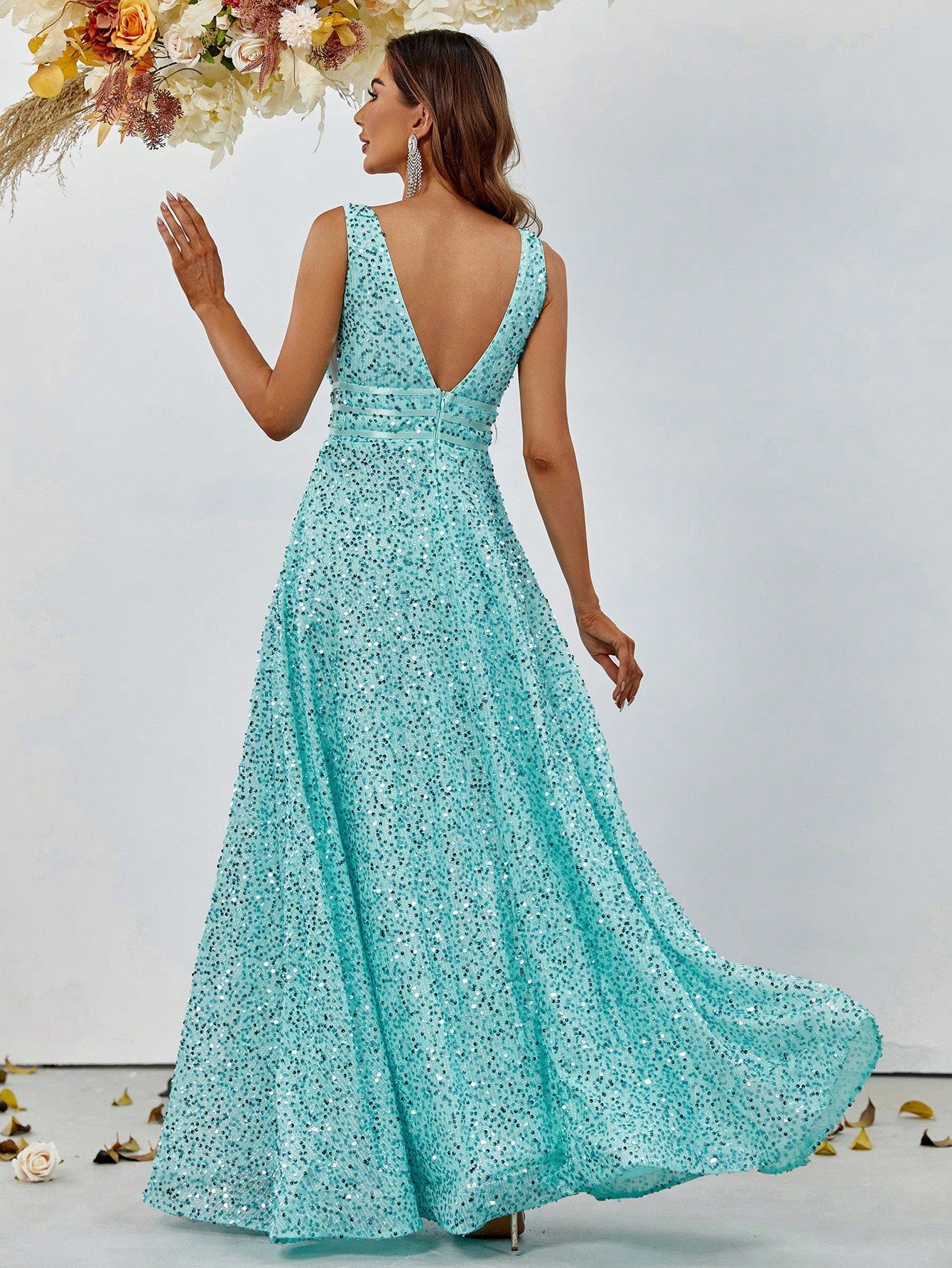 Elegant V Neck Sleeveless Sequin A-line Dresses