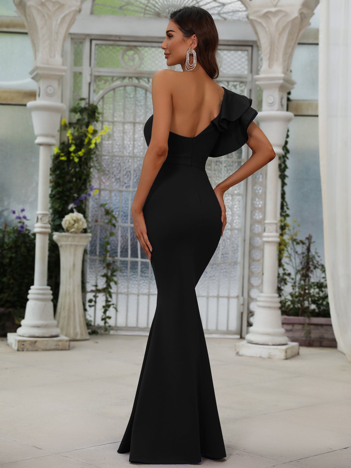 Elegant Ruffle One Shoulder Sleeveless Satin Prom Dress
